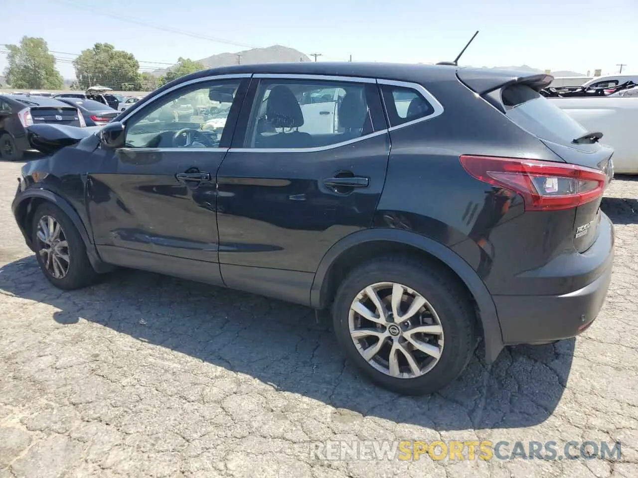2 Photograph of a damaged car JN1BJ1AW0NW680147 NISSAN ROGUE 2022