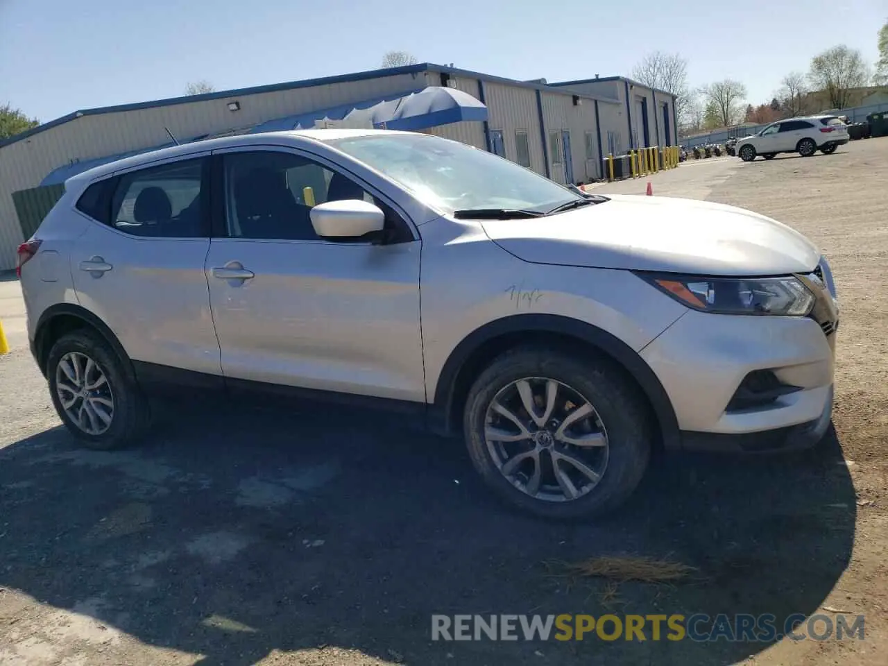 4 Photograph of a damaged car JN1BJ1AW2NW680117 NISSAN ROGUE 2022