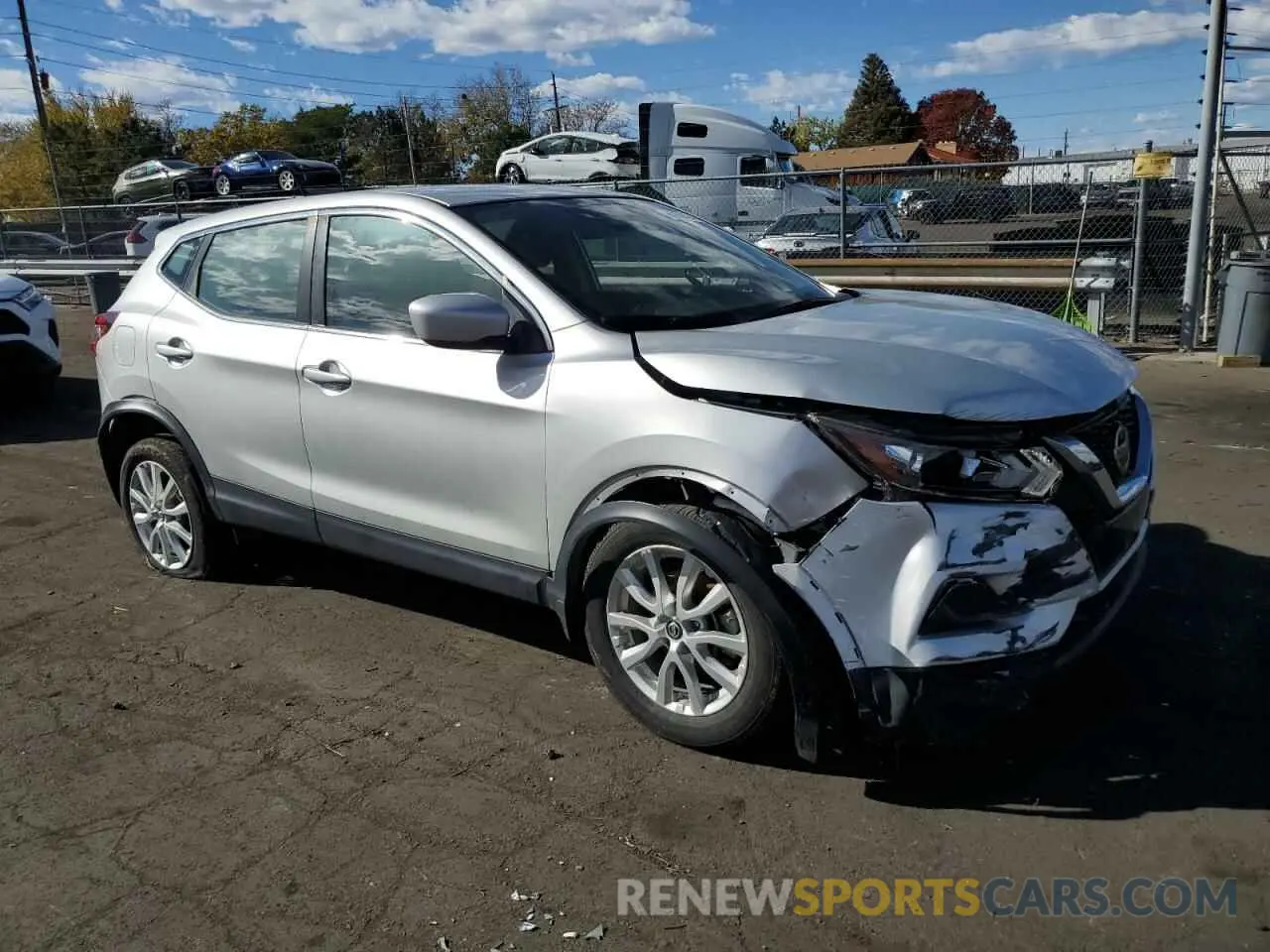4 Photograph of a damaged car JN1BJ1AW6NW470684 NISSAN ROGUE 2022