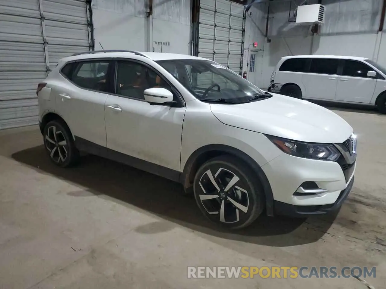 4 Photograph of a damaged car JN1BJ1CW3NW499637 NISSAN ROGUE 2022