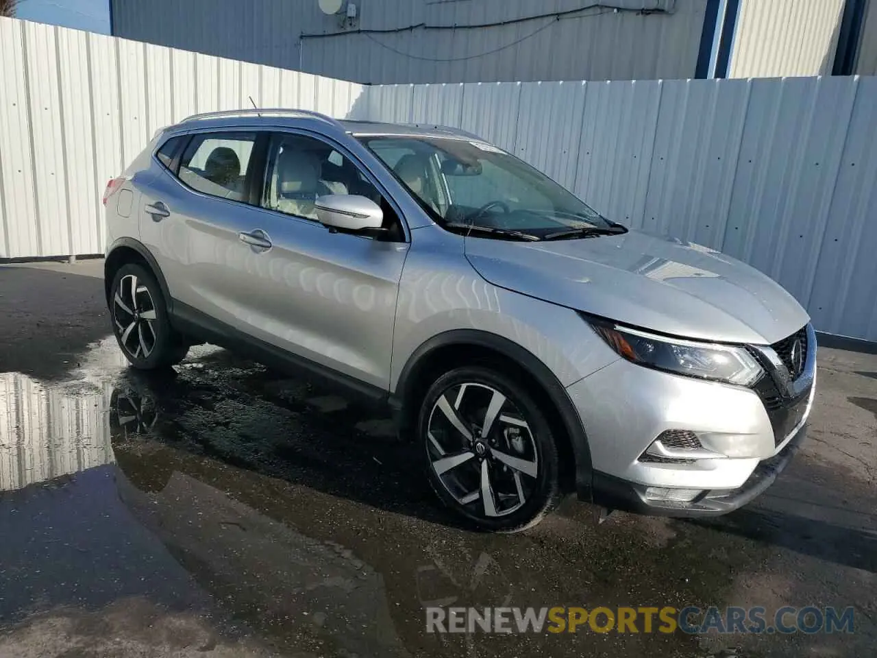 4 Photograph of a damaged car JN1BJ1CW5NW485576 NISSAN ROGUE 2022