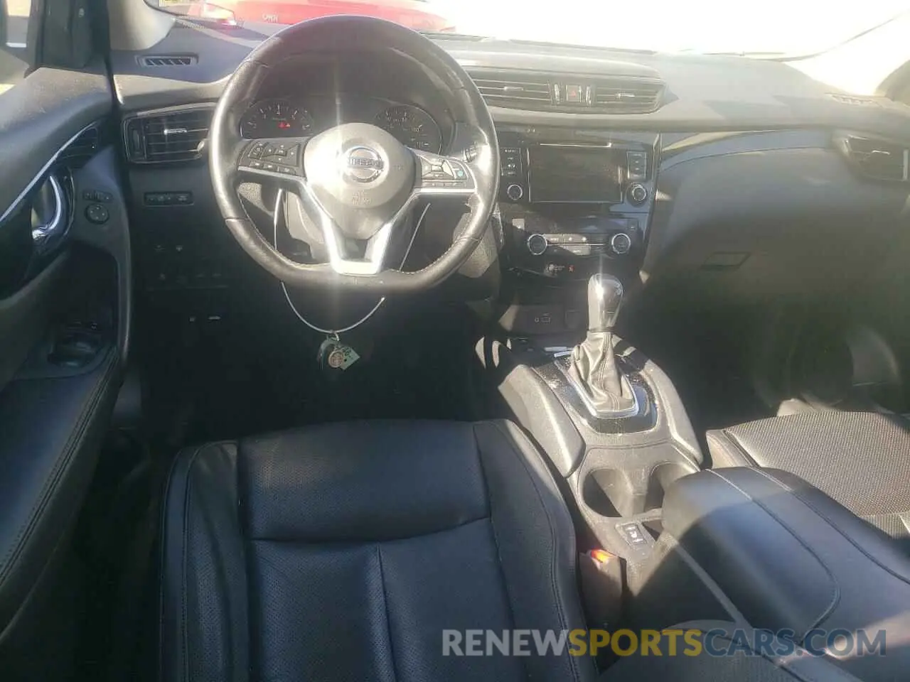 8 Photograph of a damaged car JN1BJ1CW9NW493650 NISSAN ROGUE 2022