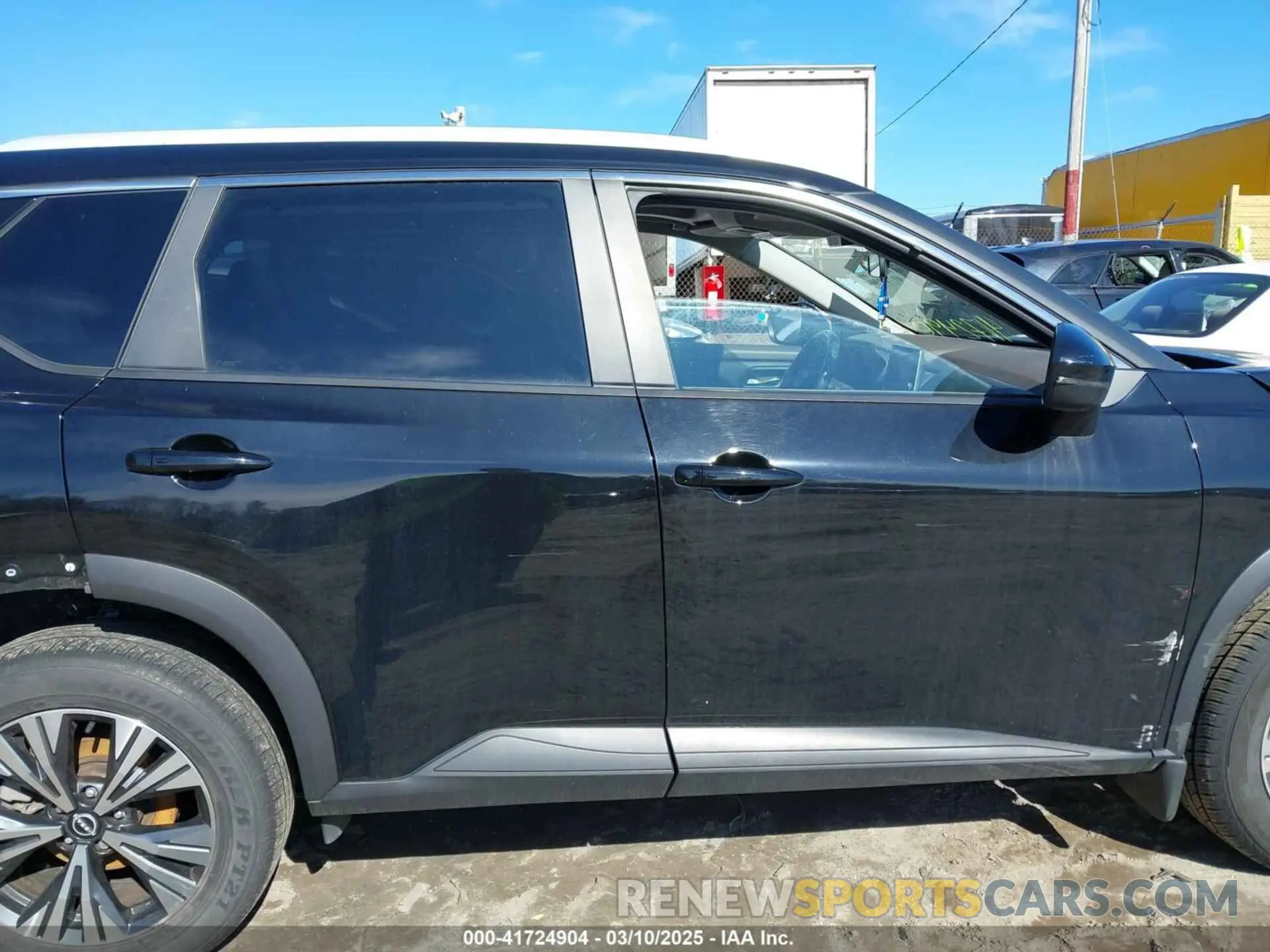 13 Photograph of a damaged car JN8BT3BA7NW041516 NISSAN ROGUE 2022