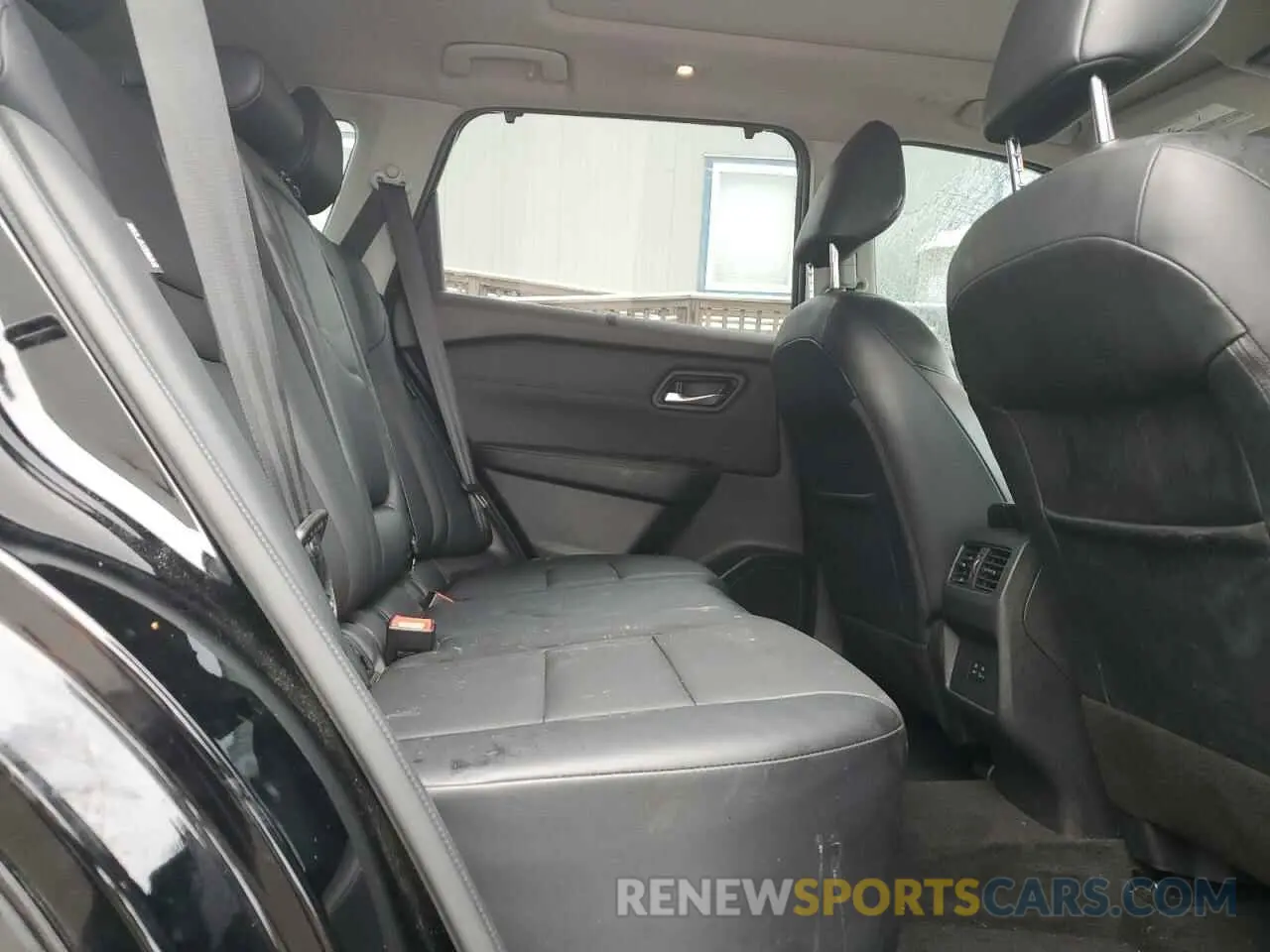 11 Photograph of a damaged car JN8BT3BB3NW337934 NISSAN ROGUE 2022