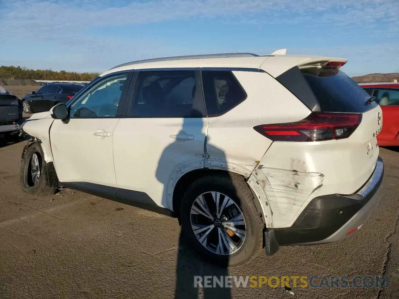 2 Photograph of a damaged car JN8BT3BB4NW333844 NISSAN ROGUE 2022