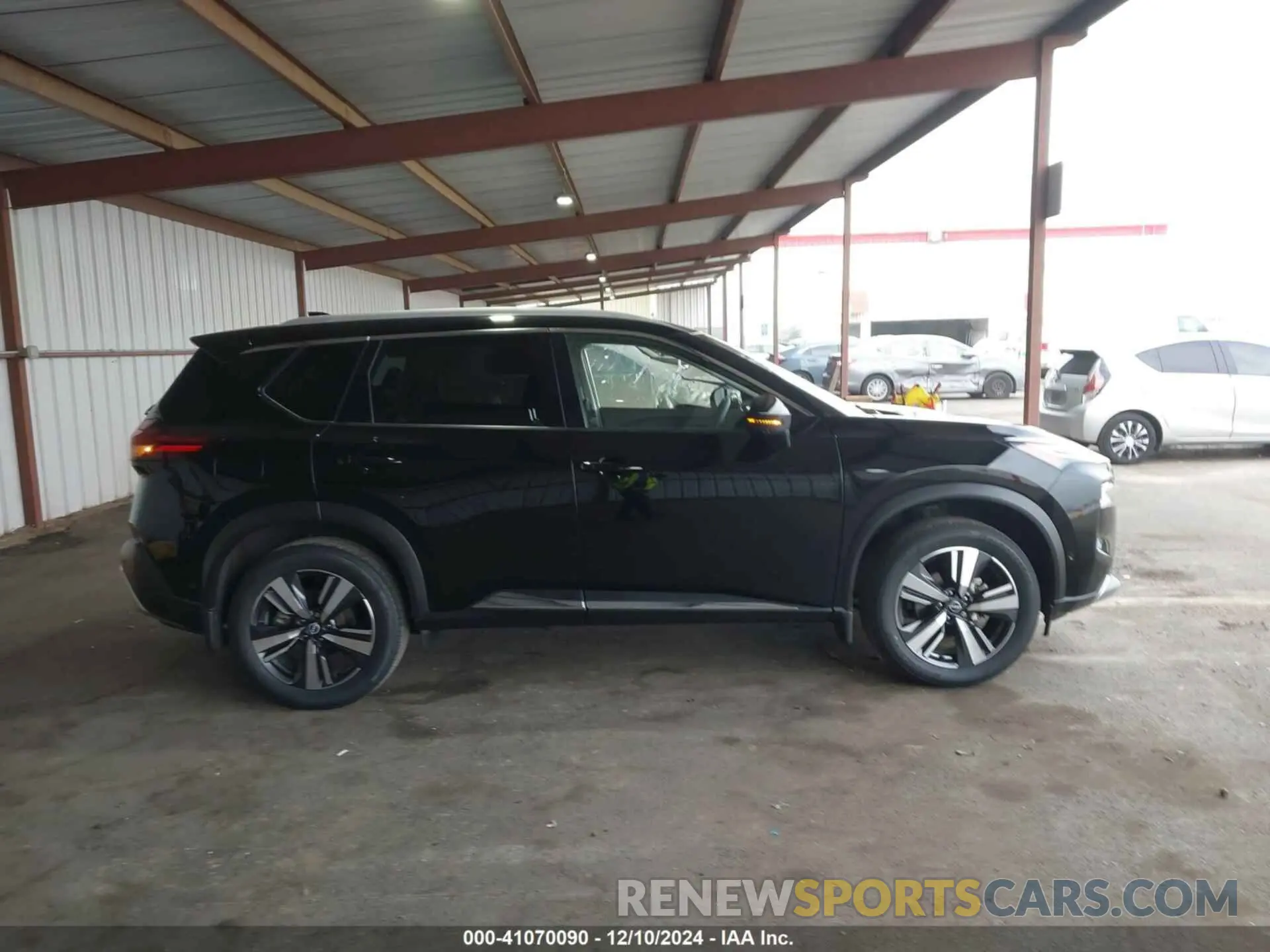 13 Photograph of a damaged car JN8BT3DC0NW120363 NISSAN ROGUE 2022