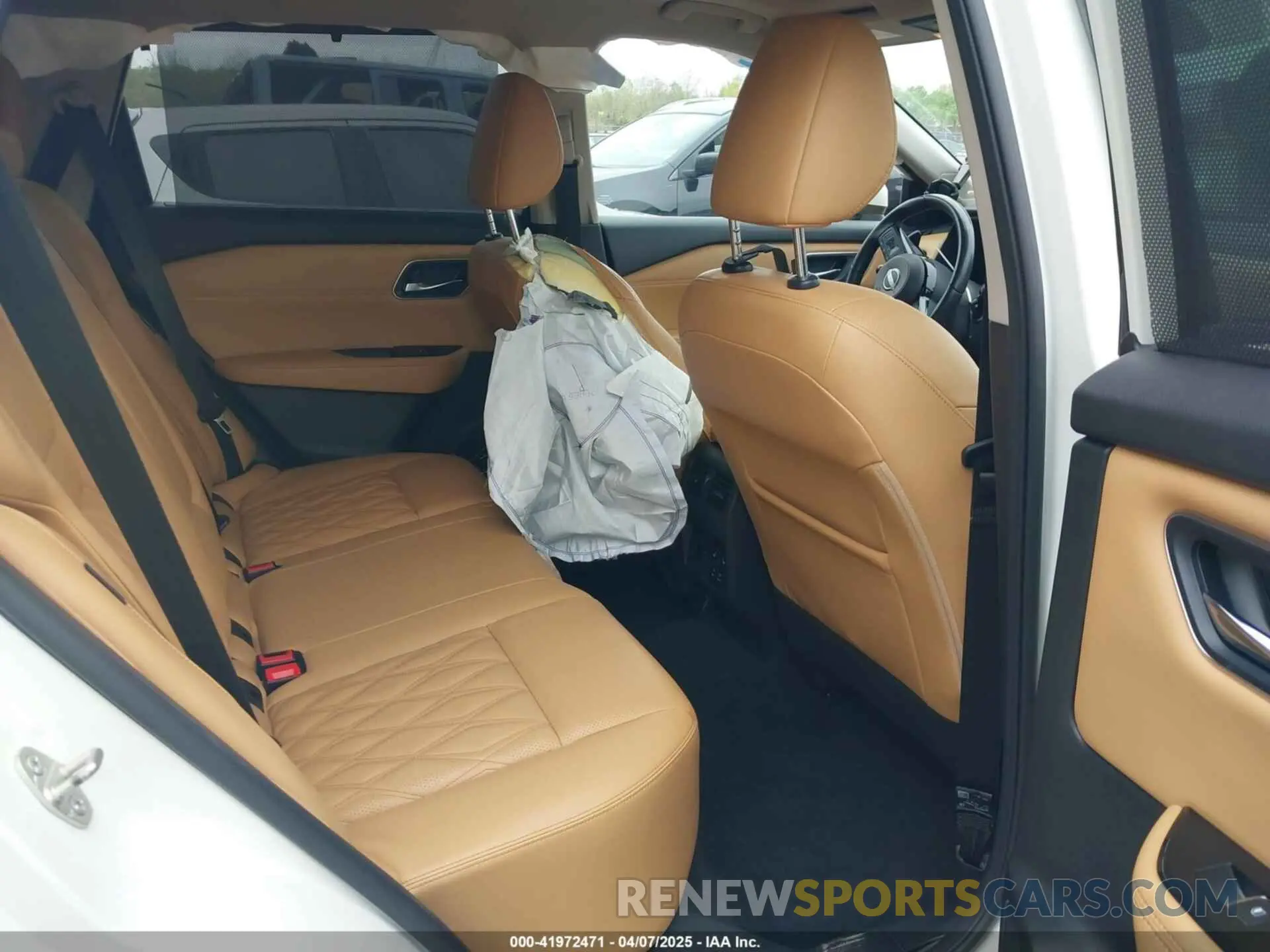8 Photograph of a damaged car JN8BT3DC3NW118977 NISSAN ROGUE 2022