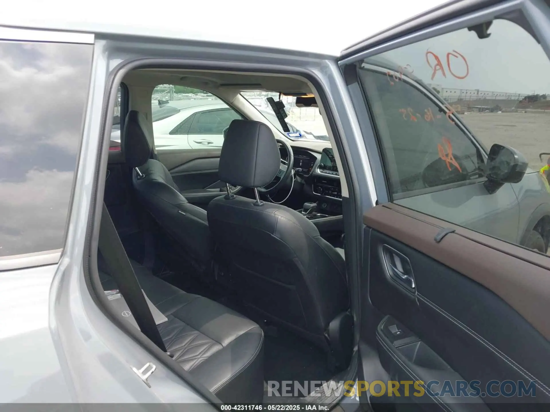 8 Photograph of a damaged car JN8BT3DC7NW119193 NISSAN ROGUE 2022