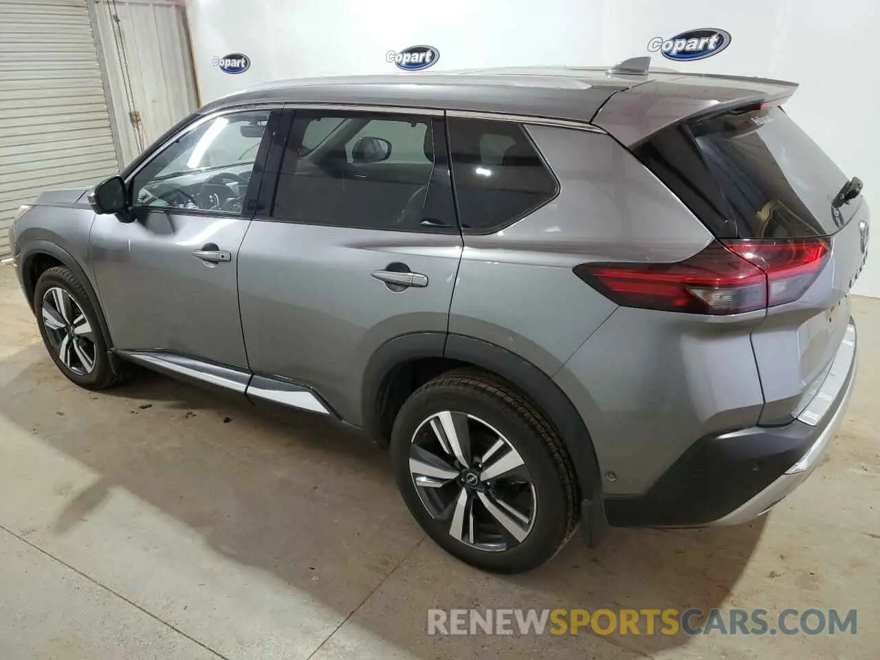 2 Photograph of a damaged car JN8BT3DC8NW121003 NISSAN ROGUE 2022