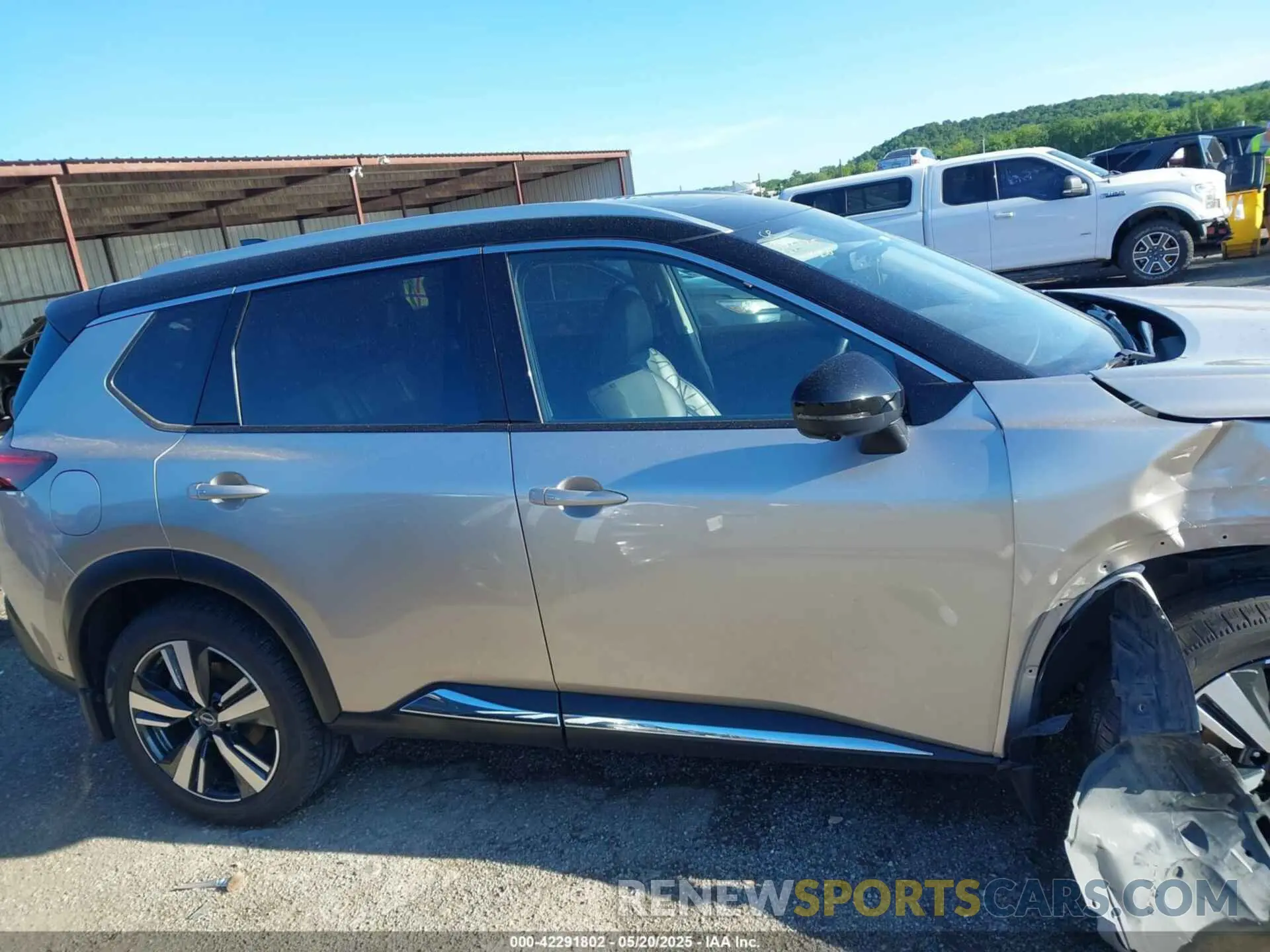 14 Photograph of a damaged car JN8BT3DD7NW275131 NISSAN ROGUE 2022