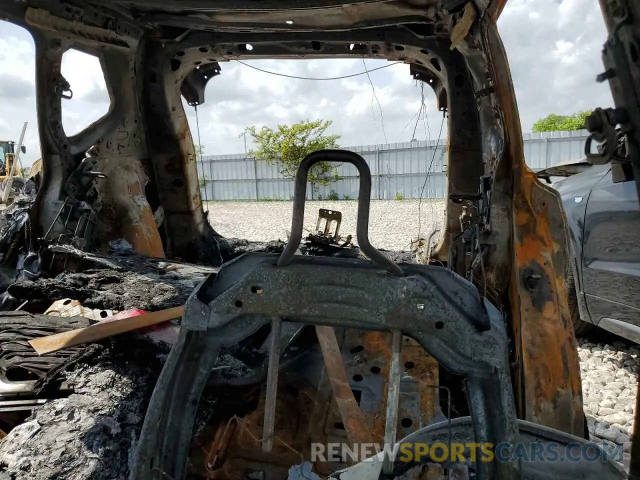 10 Photograph of a damaged car 5N1AT3AAXPC687660 NISSAN ROGUE 2023