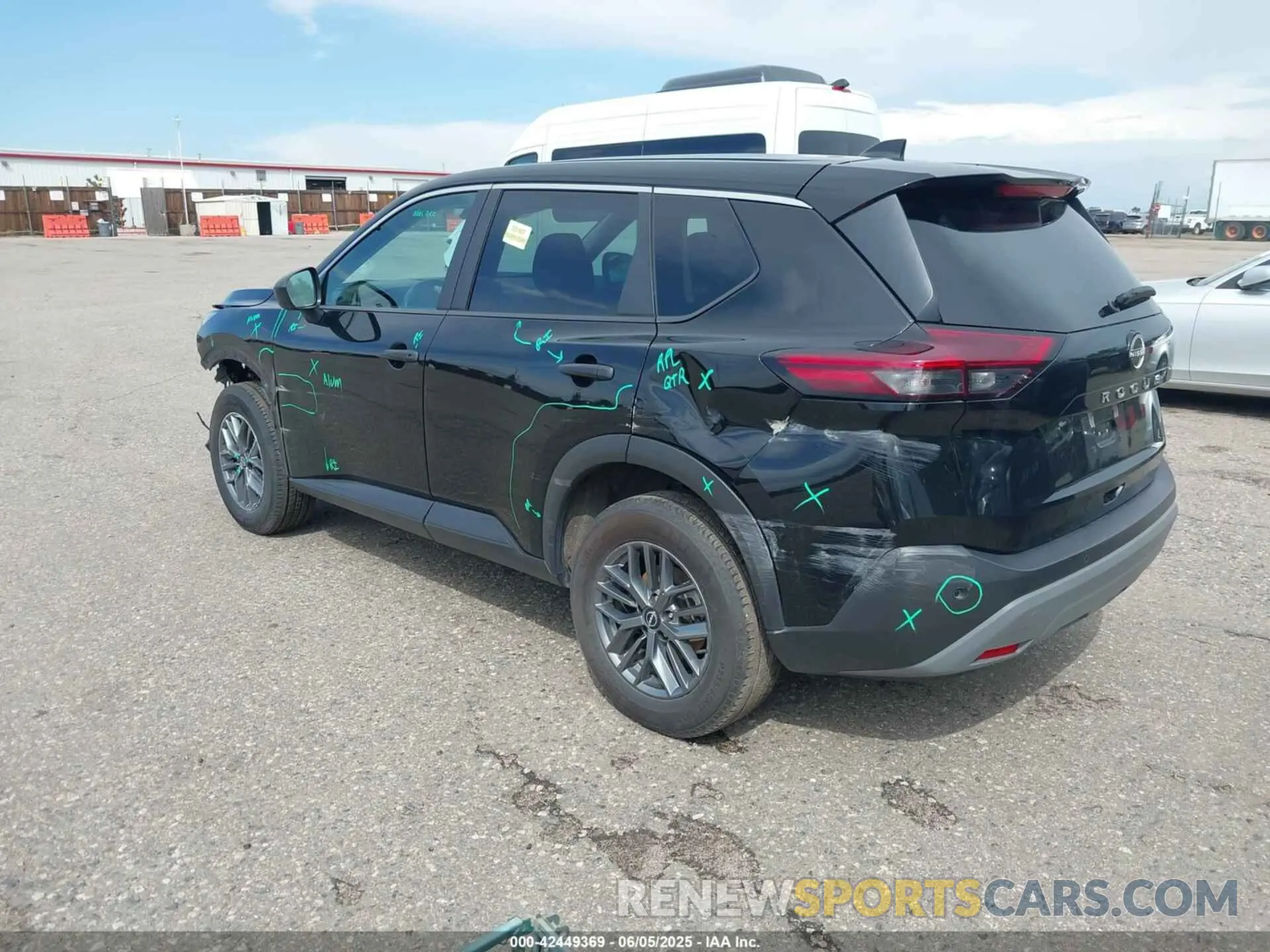 3 Photograph of a damaged car 5N1BT3AA1PC899142 NISSAN ROGUE 2023