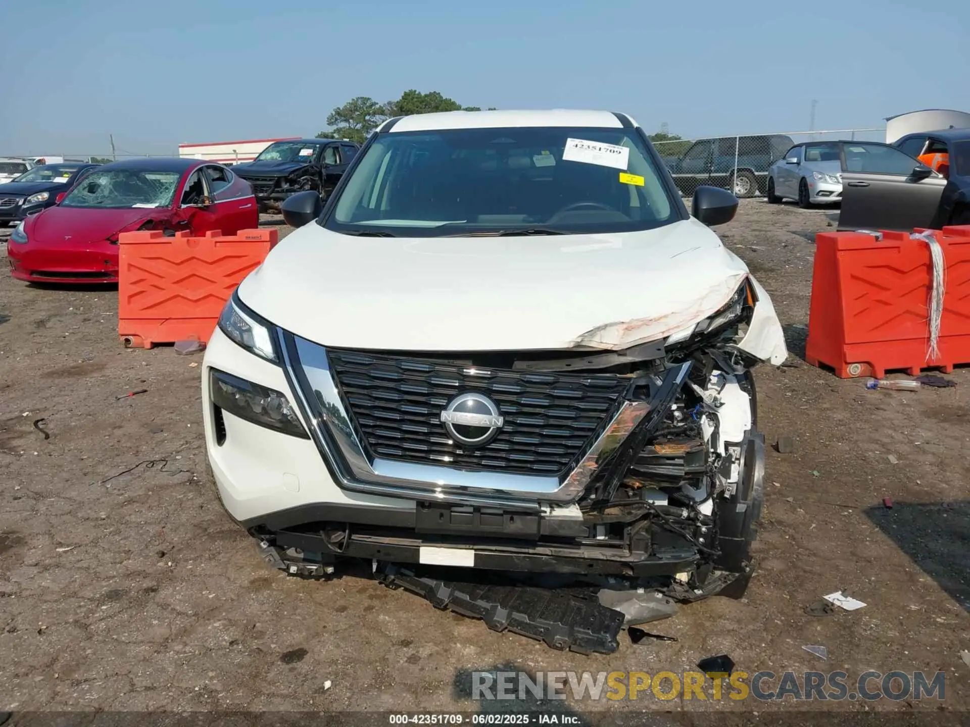12 Photograph of a damaged car 5N1BT3AA2PC944752 NISSAN ROGUE 2023