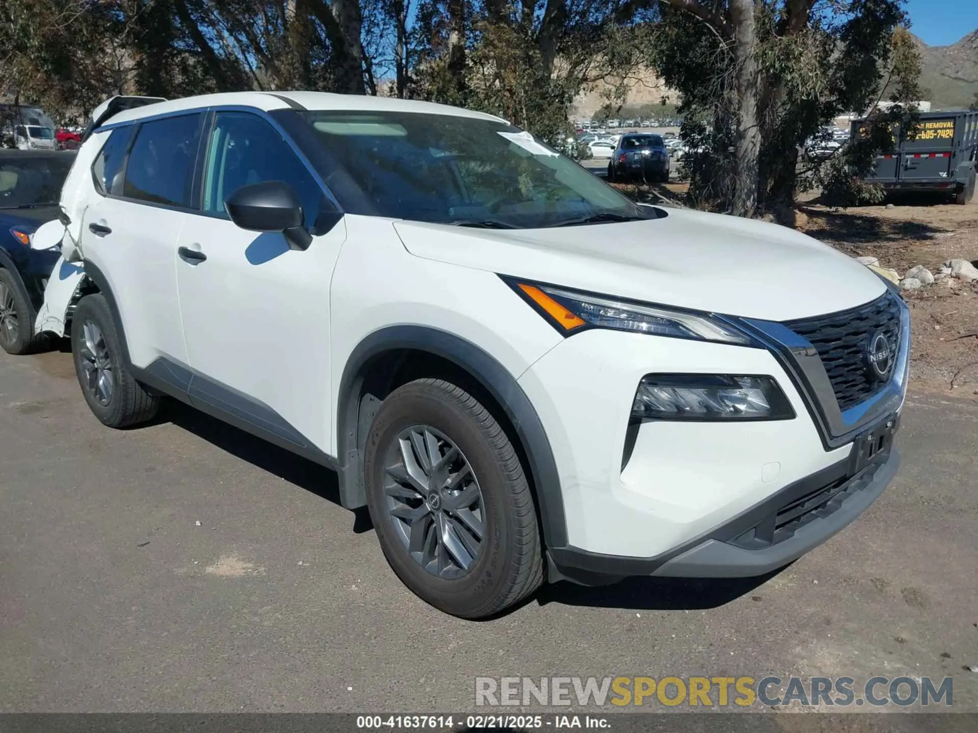 1 Photograph of a damaged car 5N1BT3AA3PC813510 NISSAN ROGUE 2023