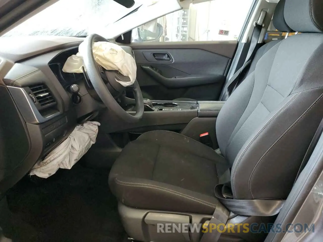 7 Photograph of a damaged car 5N1BT3AA3PC948082 NISSAN ROGUE 2023