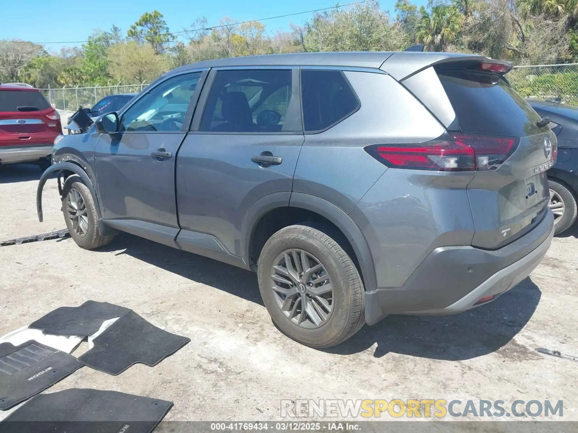 3 Photograph of a damaged car 5N1BT3AA5PC835072 NISSAN ROGUE 2023