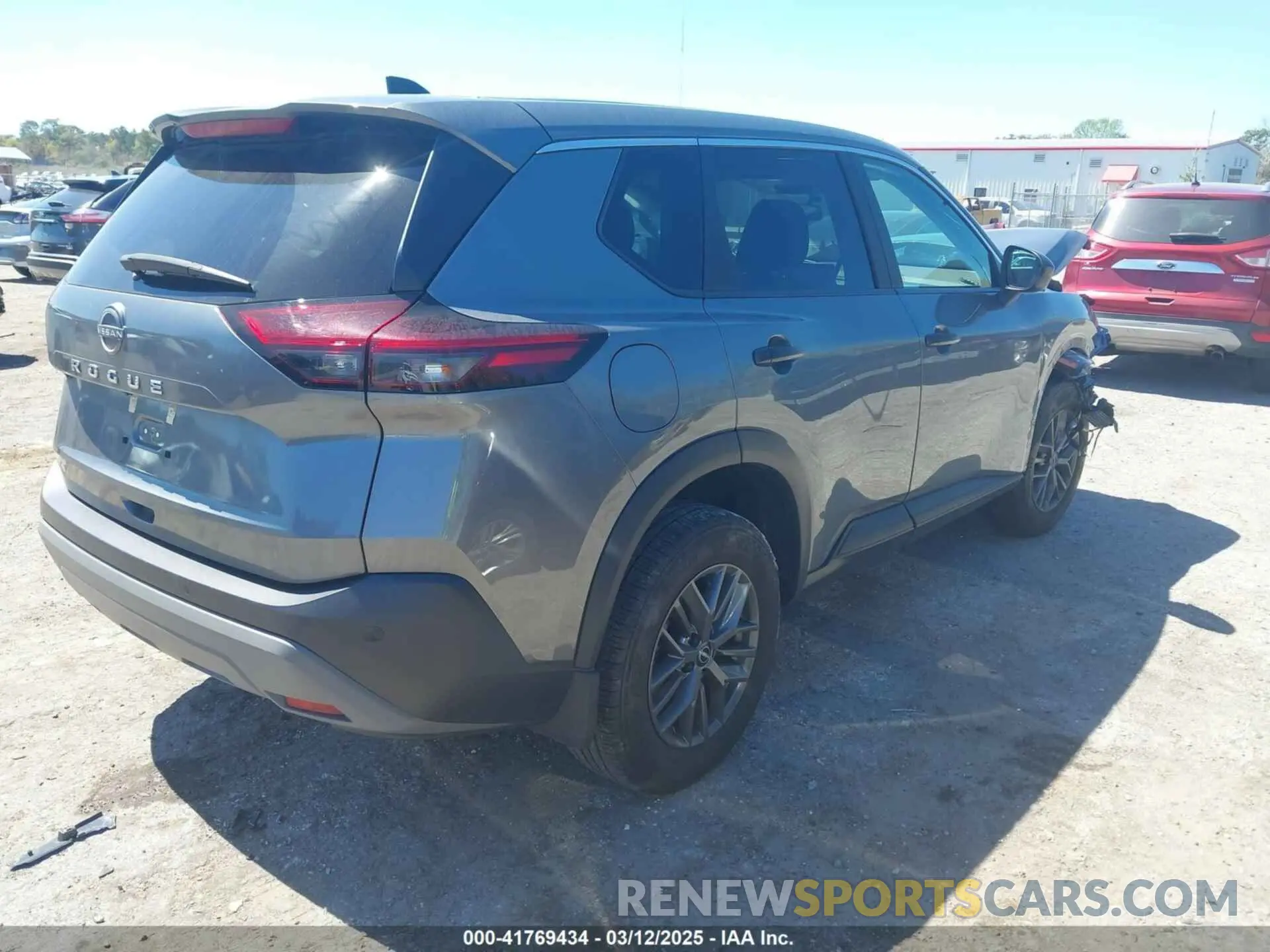 4 Photograph of a damaged car 5N1BT3AA5PC835072 NISSAN ROGUE 2023