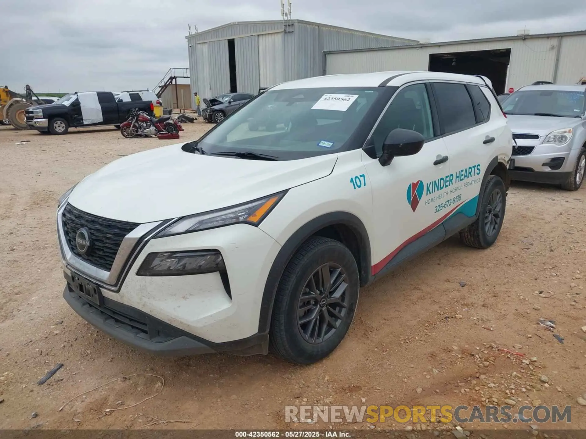 2 Photograph of a damaged car 5N1BT3AA5PC894381 NISSAN ROGUE 2023