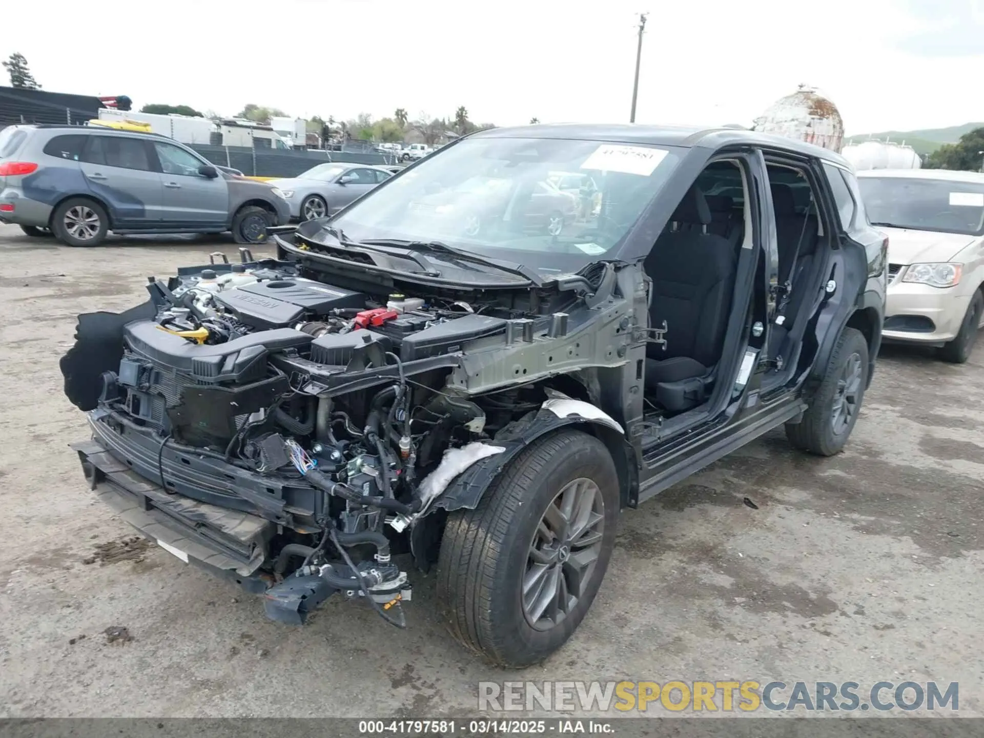 2 Photograph of a damaged car 5N1BT3AA6PC914864 NISSAN ROGUE 2023
