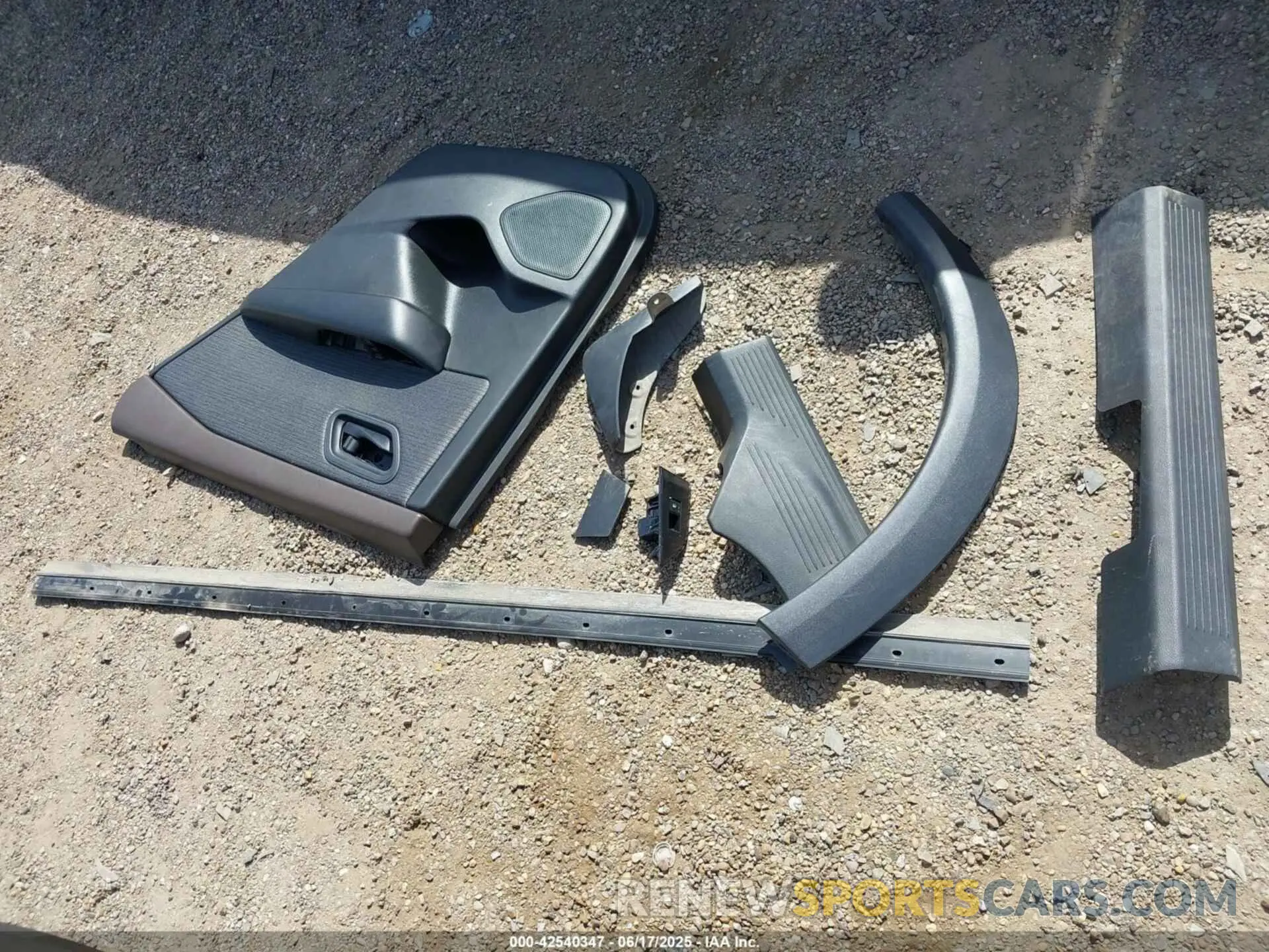 12 Photograph of a damaged car 5N1BT3AA7PC762920 NISSAN ROGUE 2023