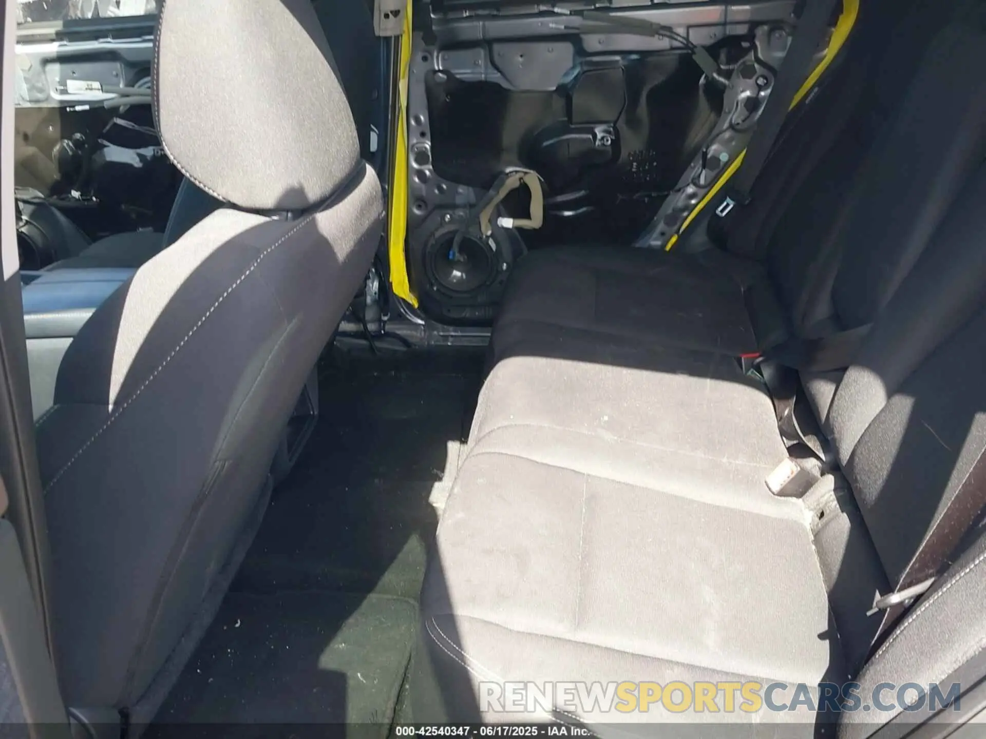 8 Photograph of a damaged car 5N1BT3AA7PC762920 NISSAN ROGUE 2023