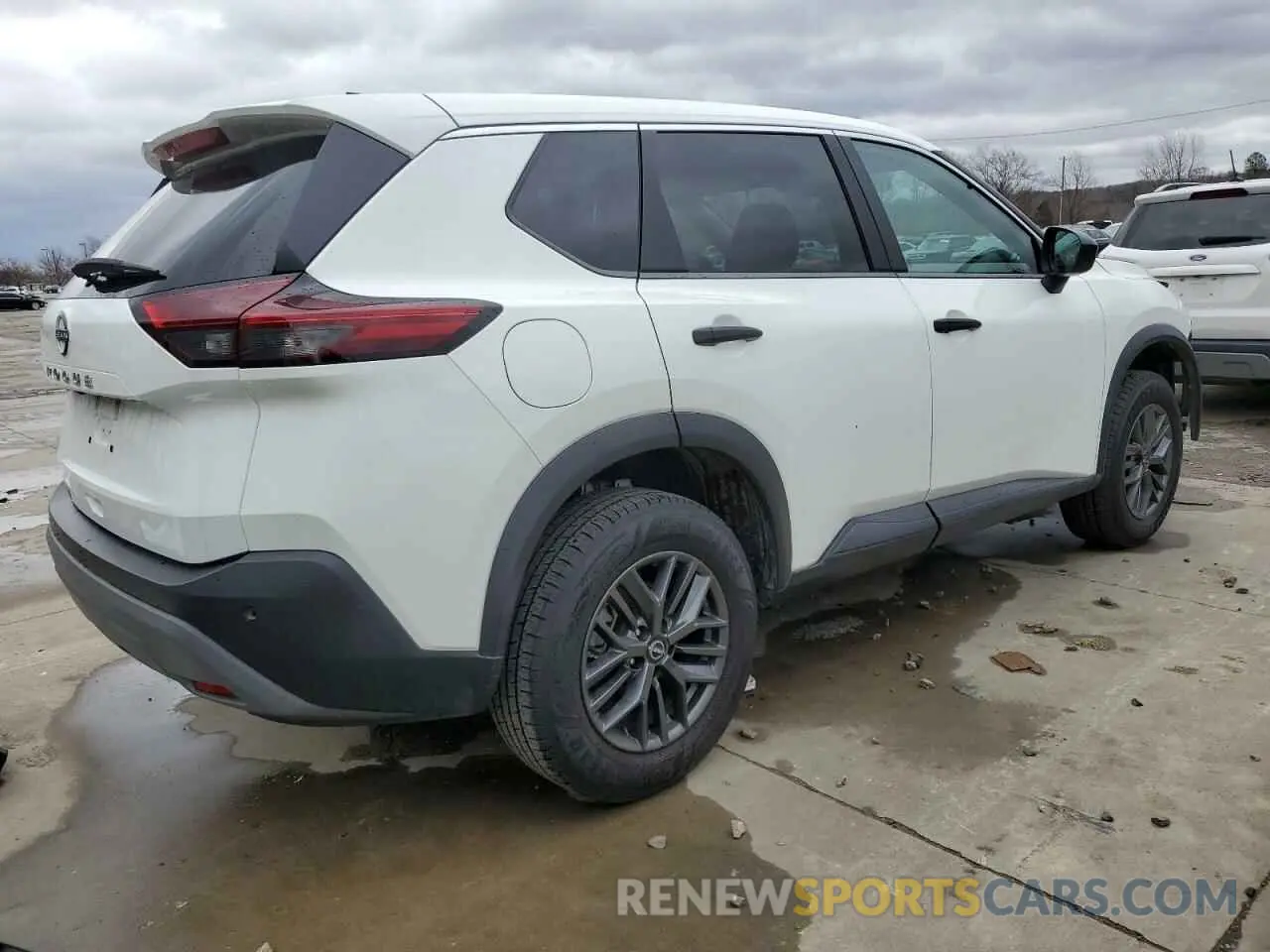 3 Photograph of a damaged car 5N1BT3AA7PC843755 NISSAN ROGUE 2023