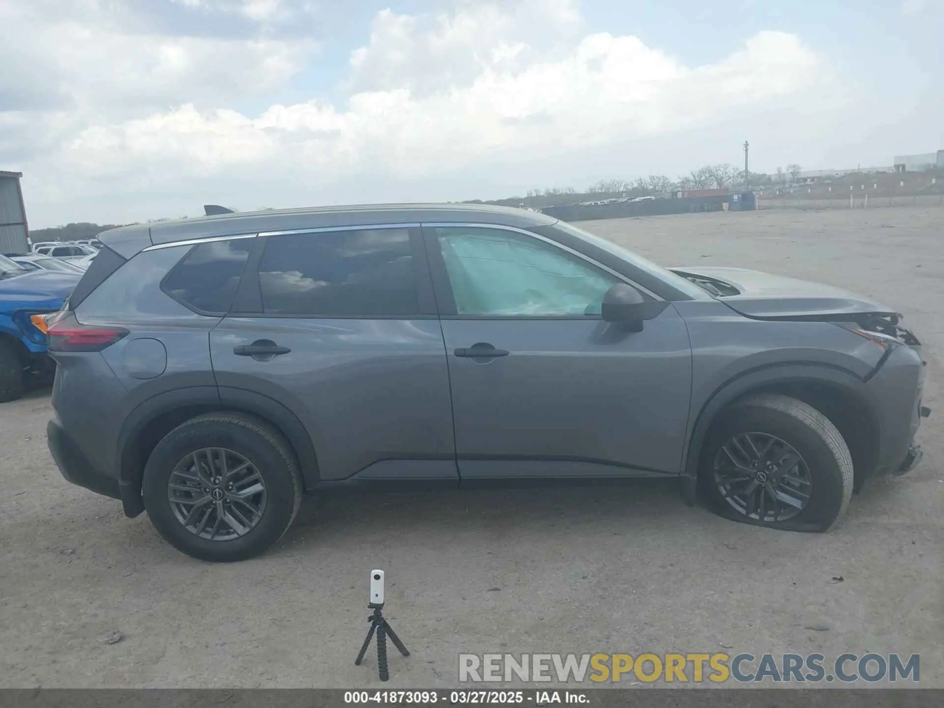 14 Photograph of a damaged car 5N1BT3AA7PC876125 NISSAN ROGUE 2023