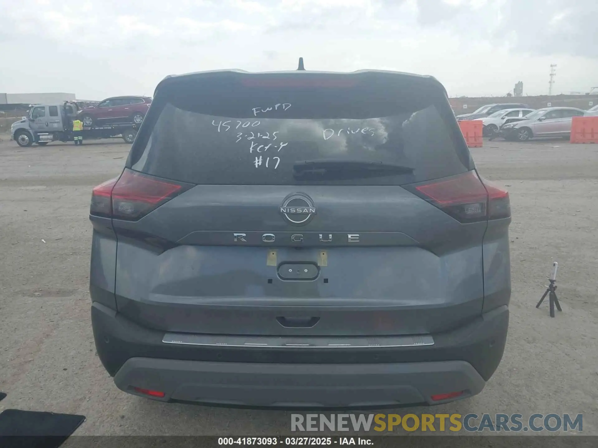 17 Photograph of a damaged car 5N1BT3AA7PC876125 NISSAN ROGUE 2023