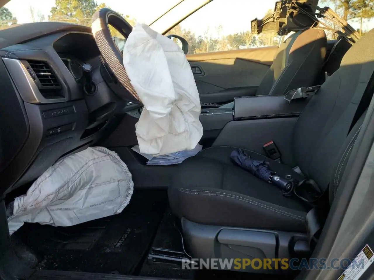 7 Photograph of a damaged car 5N1BT3AA8PC790063 NISSAN ROGUE 2023
