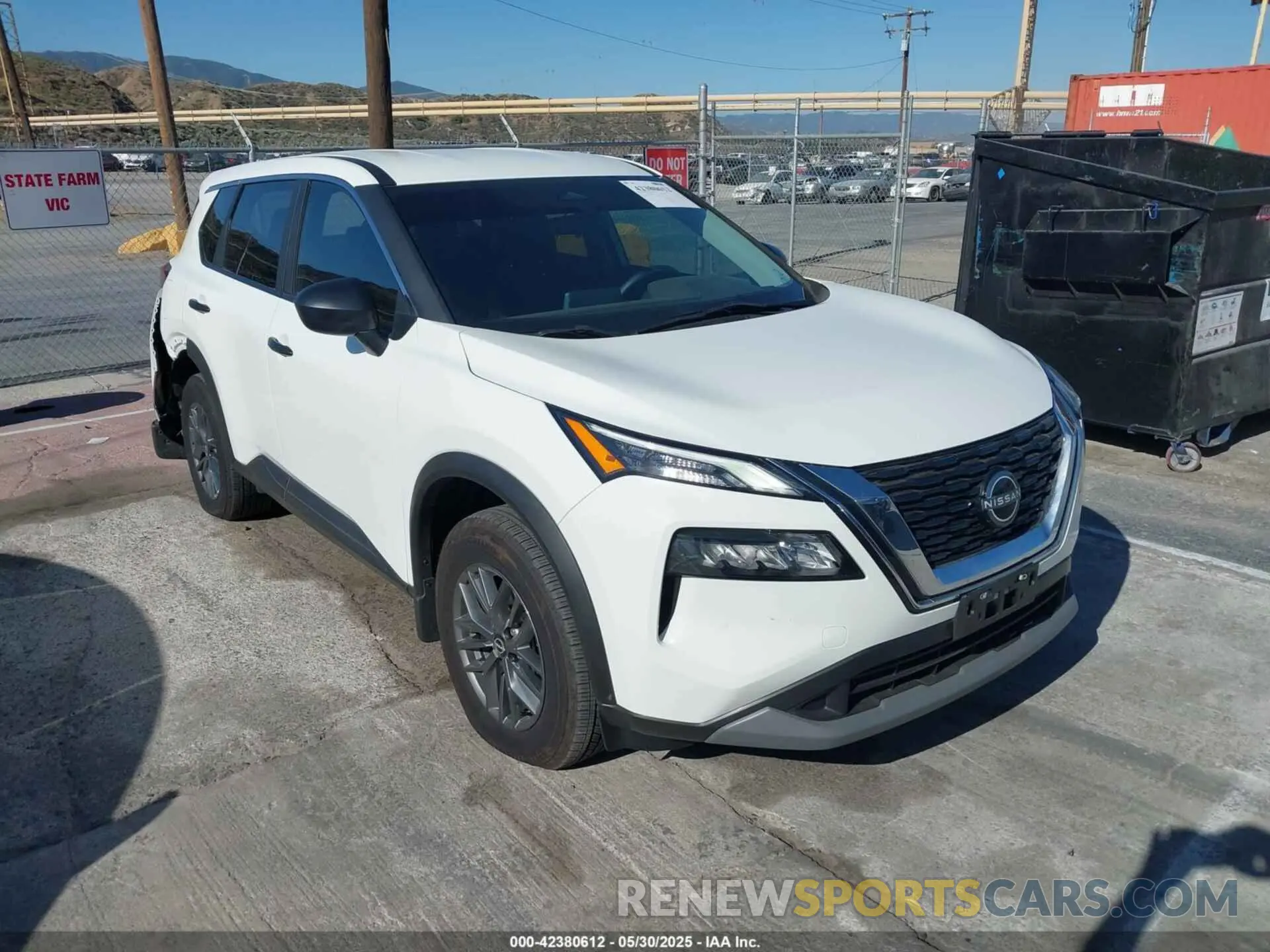 1 Photograph of a damaged car 5N1BT3AA8PC930807 NISSAN ROGUE 2023