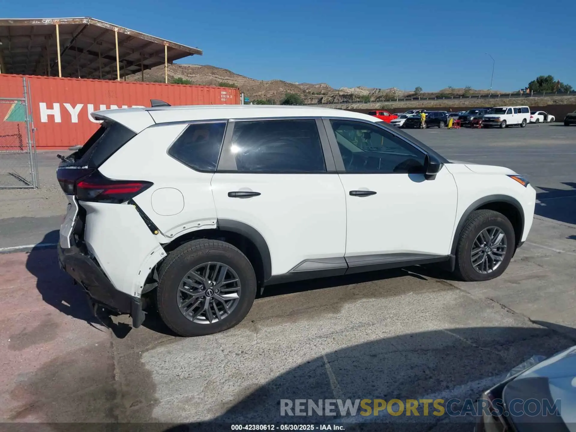 13 Photograph of a damaged car 5N1BT3AA8PC930807 NISSAN ROGUE 2023