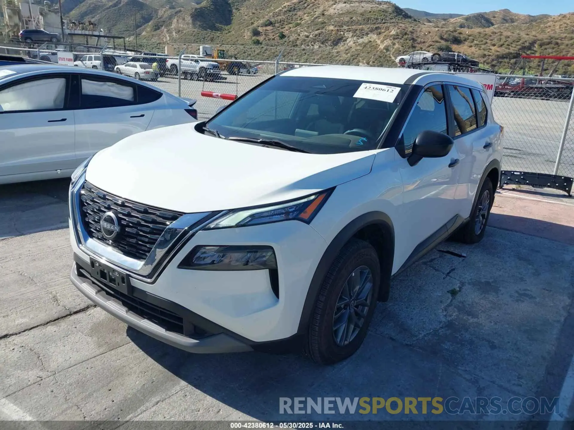 2 Photograph of a damaged car 5N1BT3AA8PC930807 NISSAN ROGUE 2023
