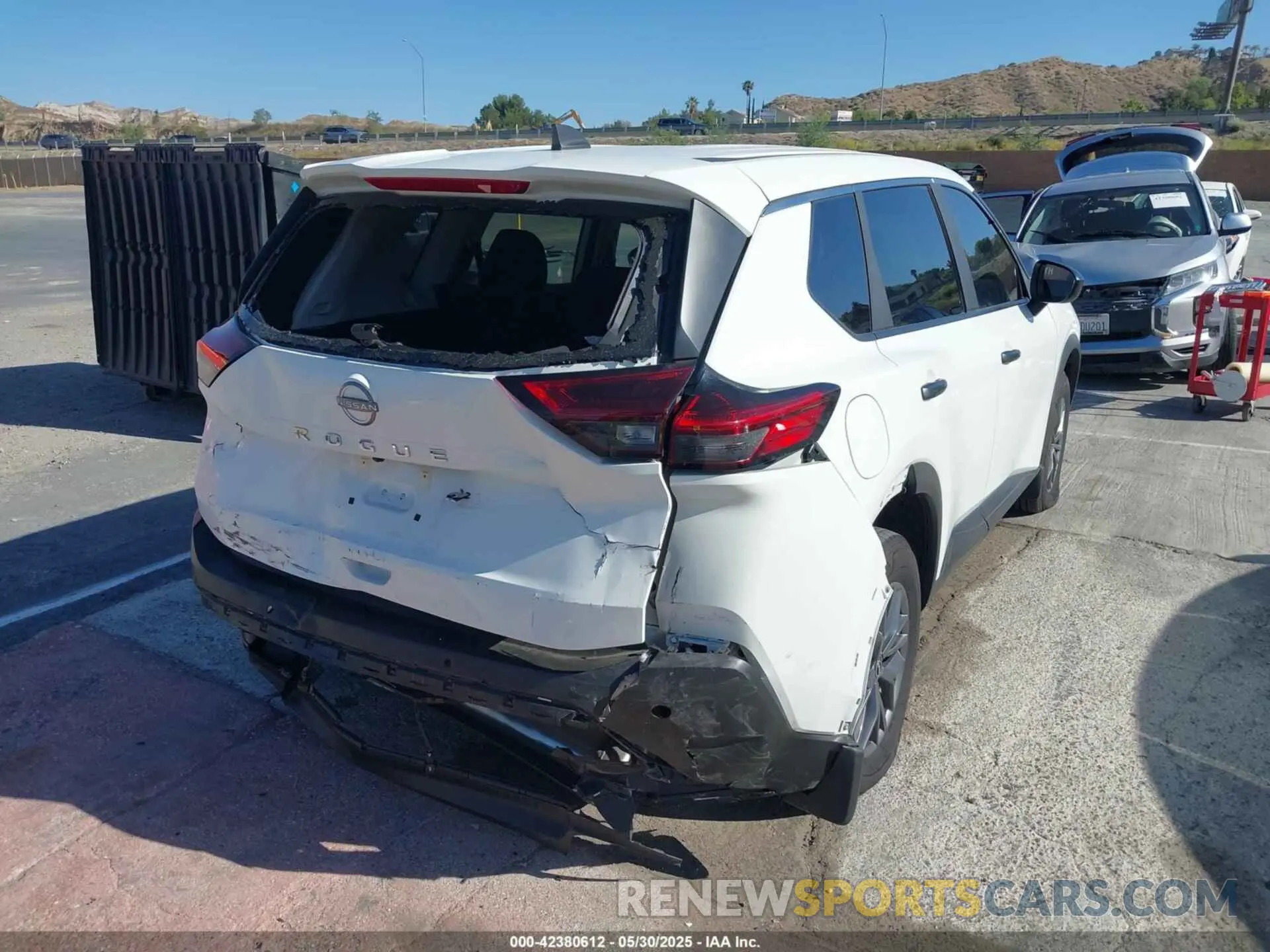 4 Photograph of a damaged car 5N1BT3AA8PC930807 NISSAN ROGUE 2023