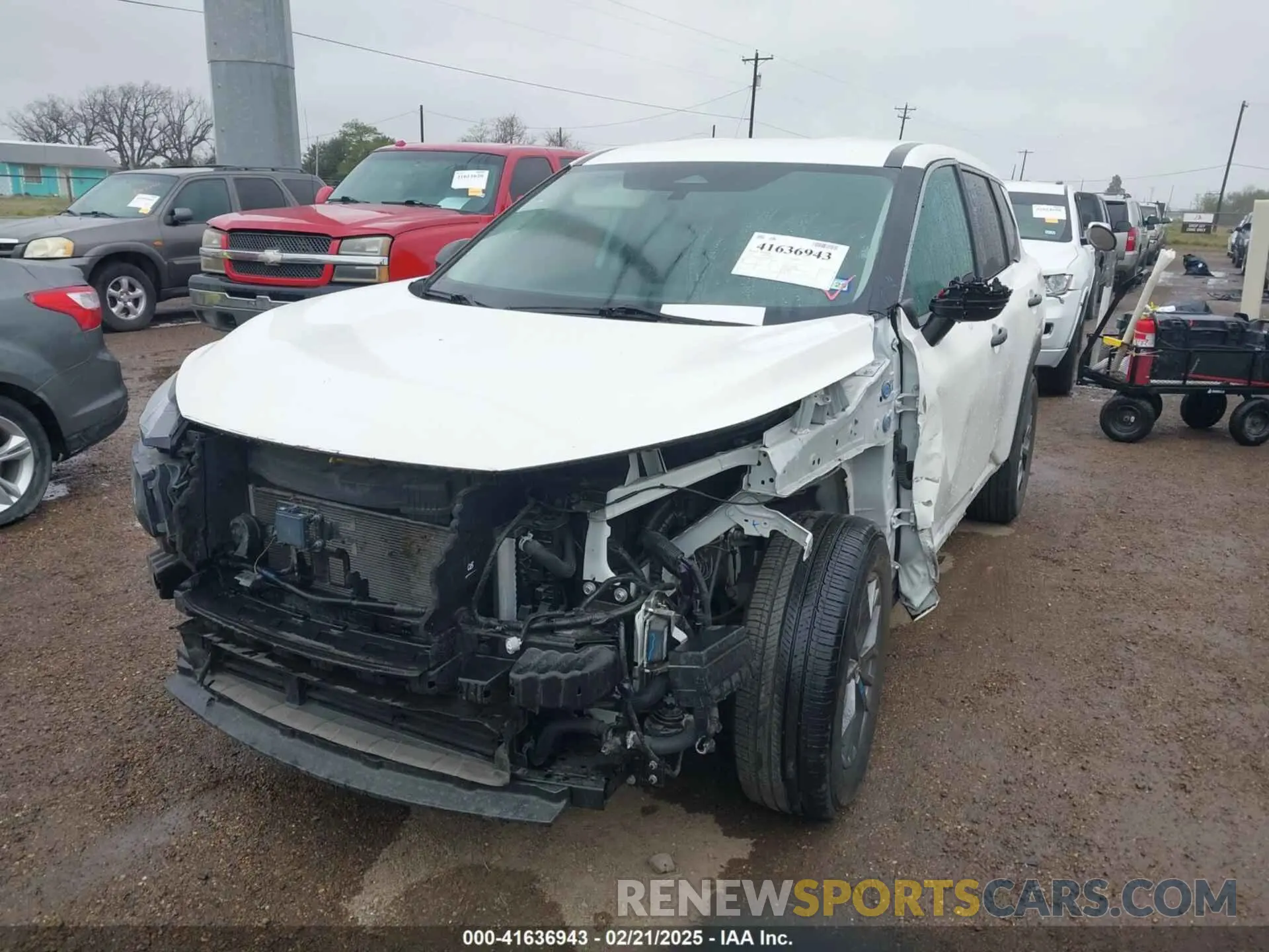 2 Photograph of a damaged car 5N1BT3AAXPC780425 NISSAN ROGUE 2023