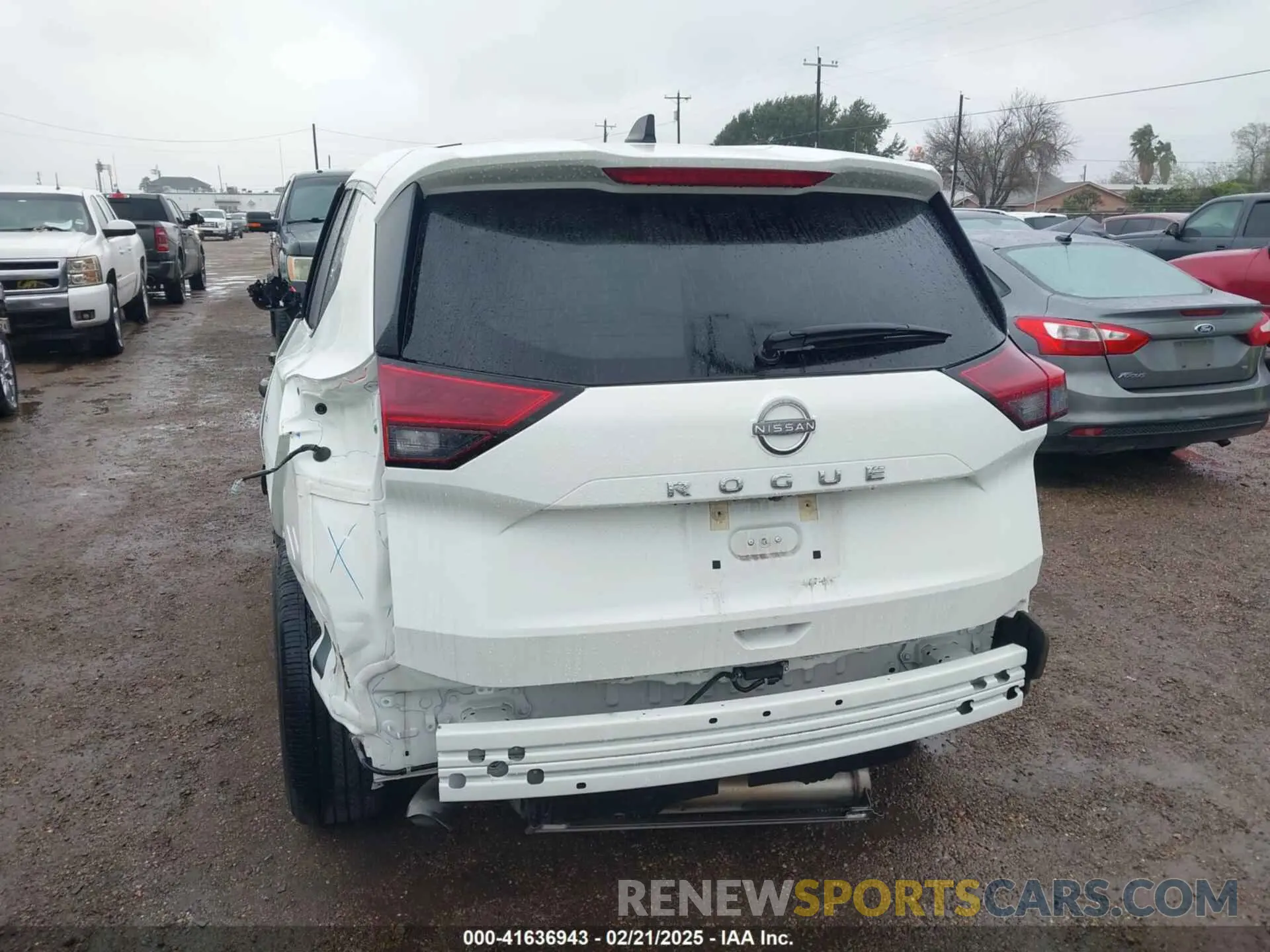 3 Photograph of a damaged car 5N1BT3AAXPC780425 NISSAN ROGUE 2023