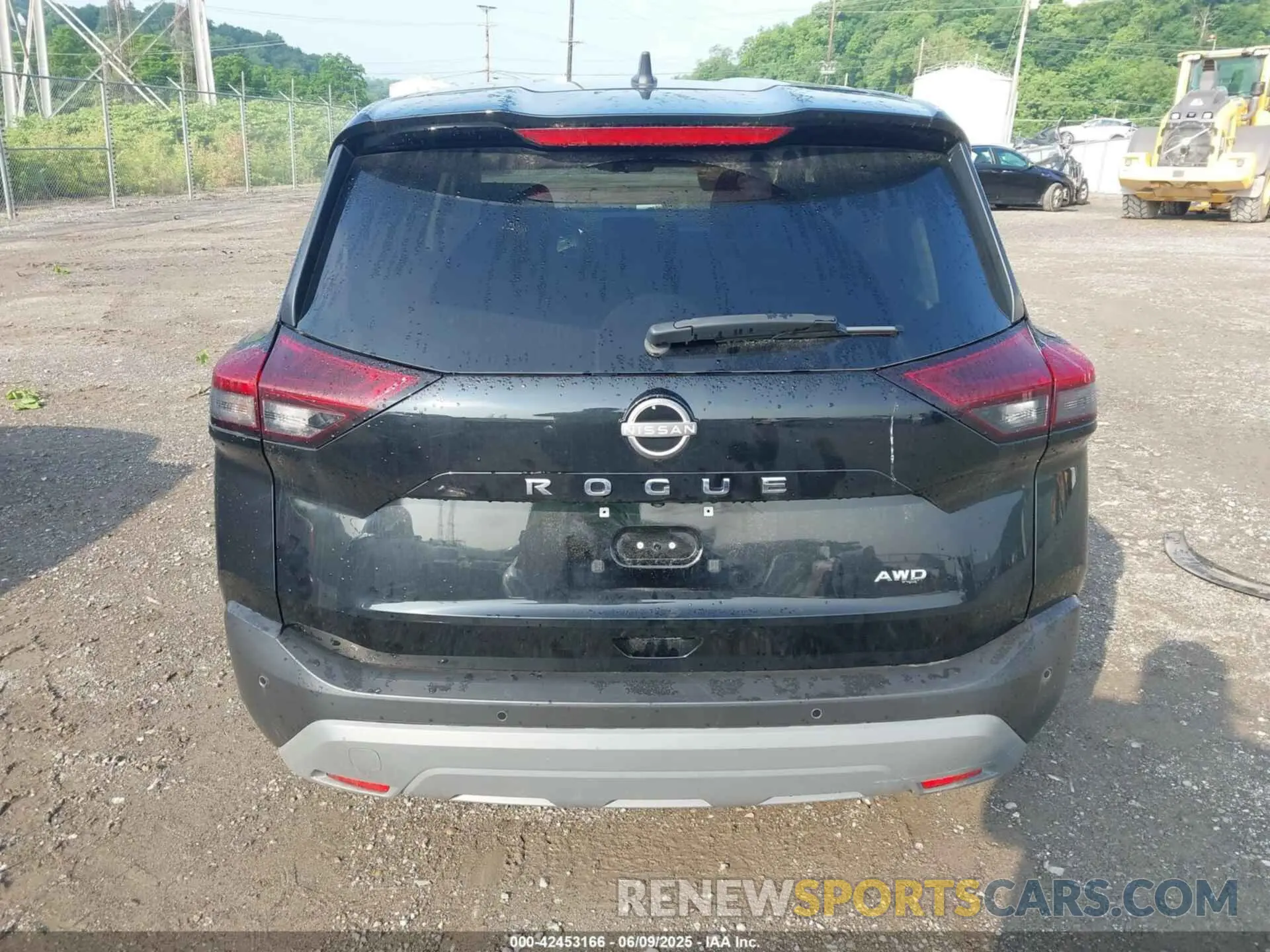 17 Photograph of a damaged car 5N1BT3AB0PC743490 NISSAN ROGUE 2023