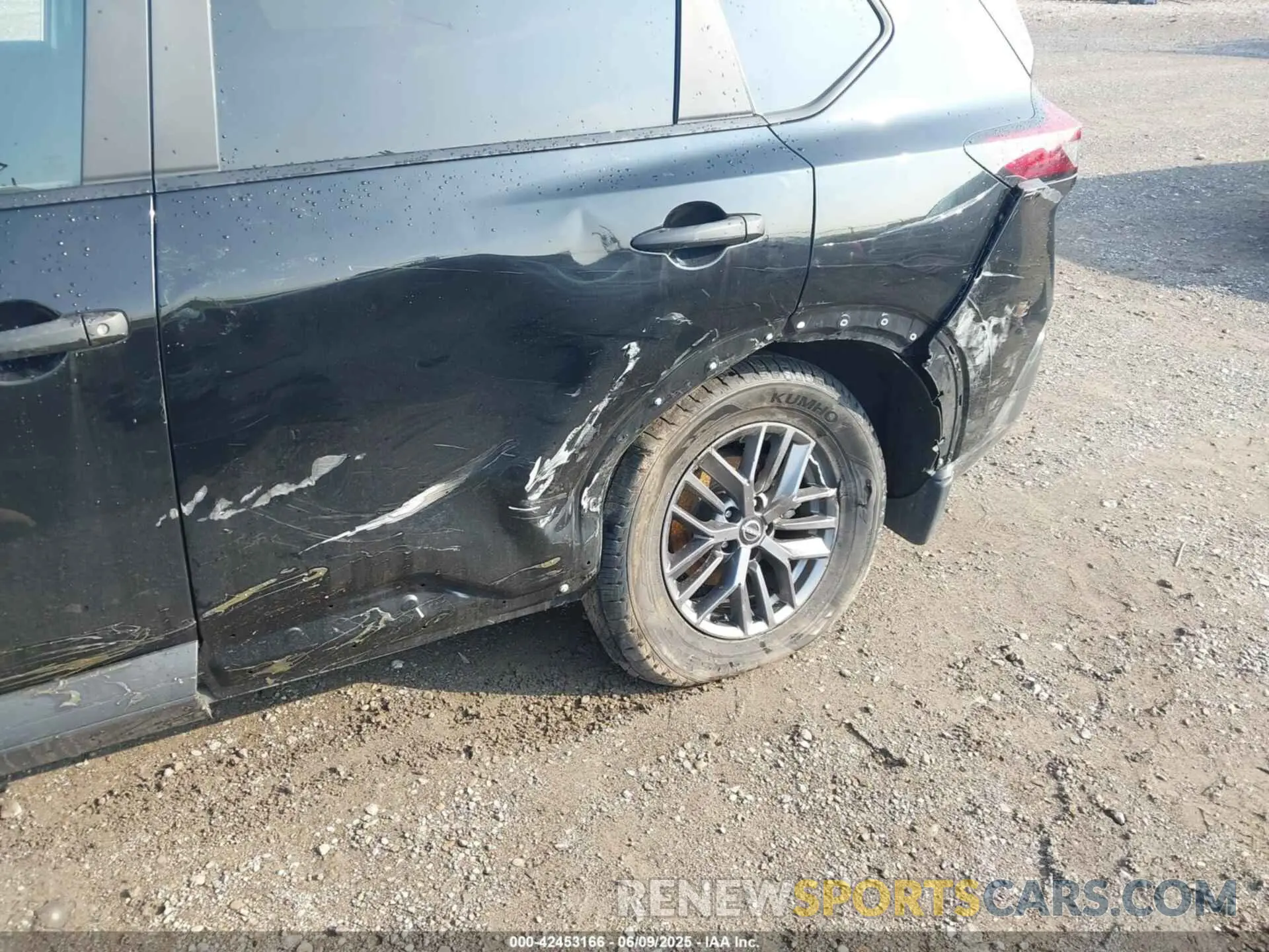 6 Photograph of a damaged car 5N1BT3AB0PC743490 NISSAN ROGUE 2023