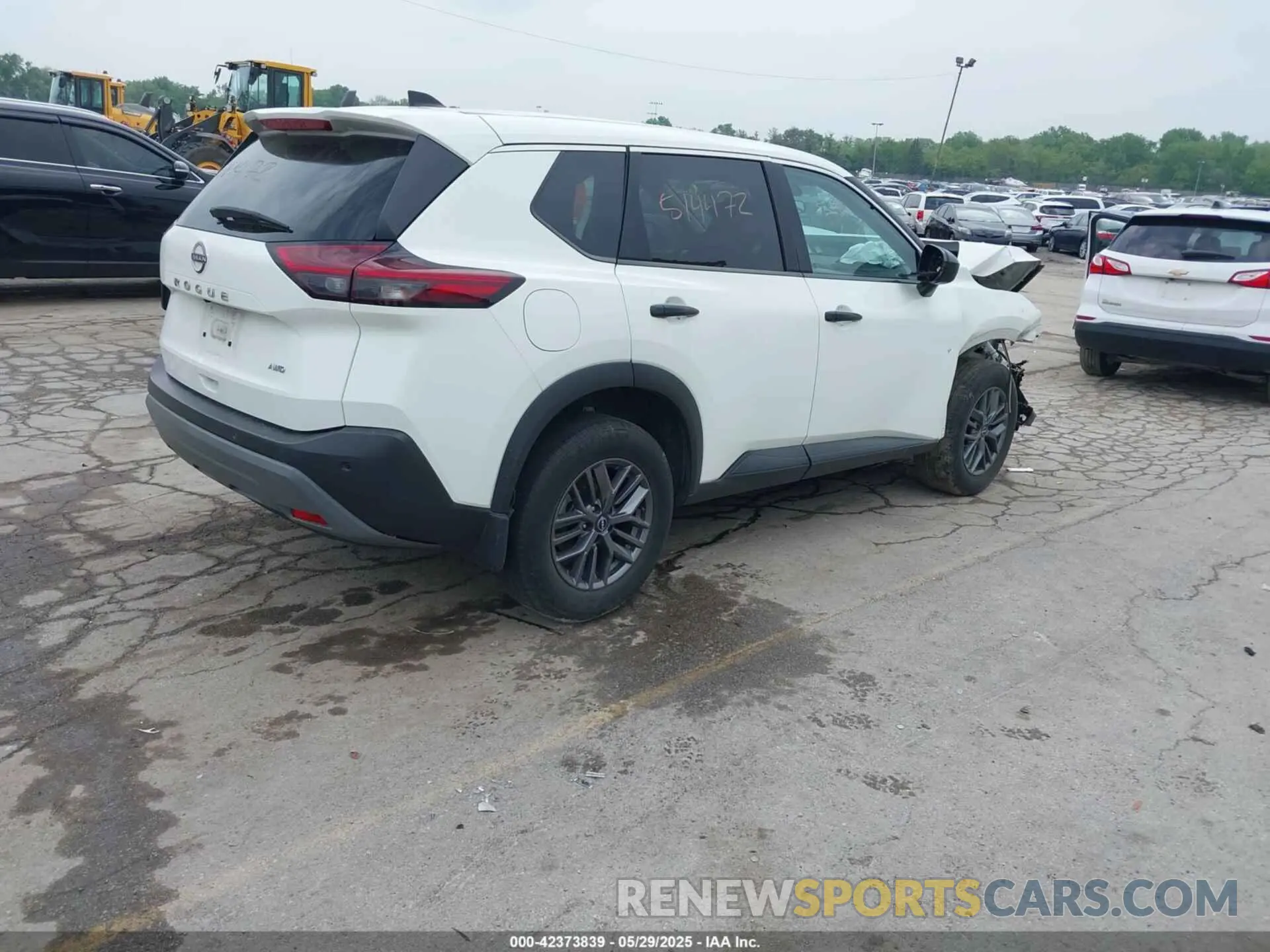 4 Photograph of a damaged car 5N1BT3AB0PC766283 NISSAN ROGUE 2023