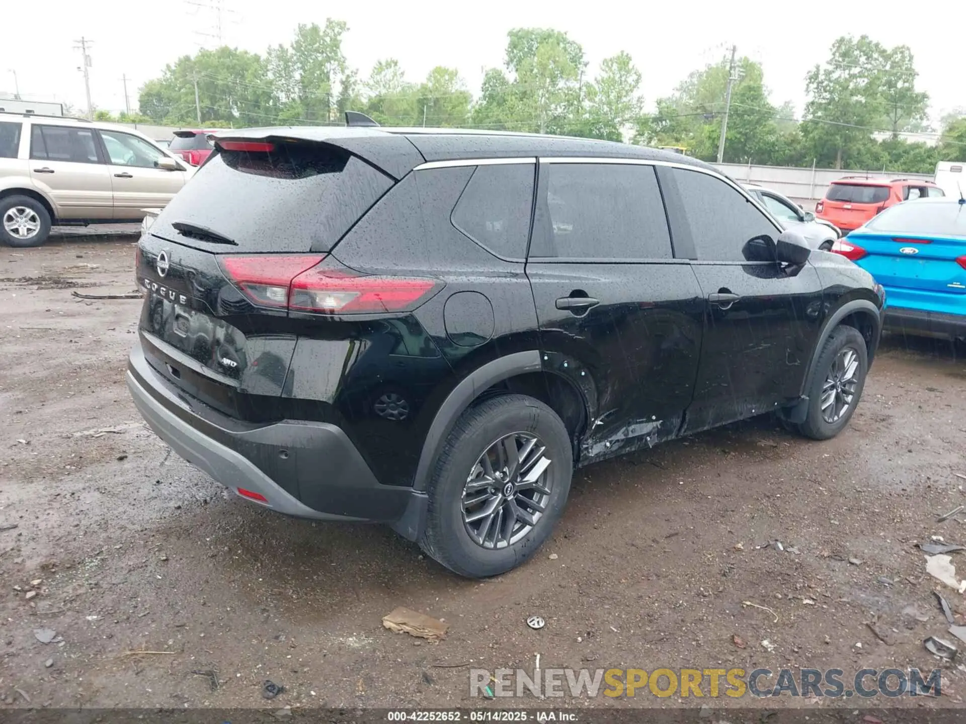 4 Photograph of a damaged car 5N1BT3AB0PC766591 NISSAN ROGUE 2023