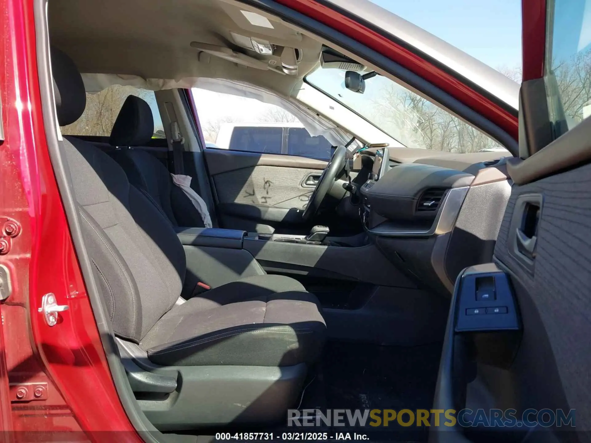 5 Photograph of a damaged car 5N1BT3AB0PC908678 NISSAN ROGUE 2023