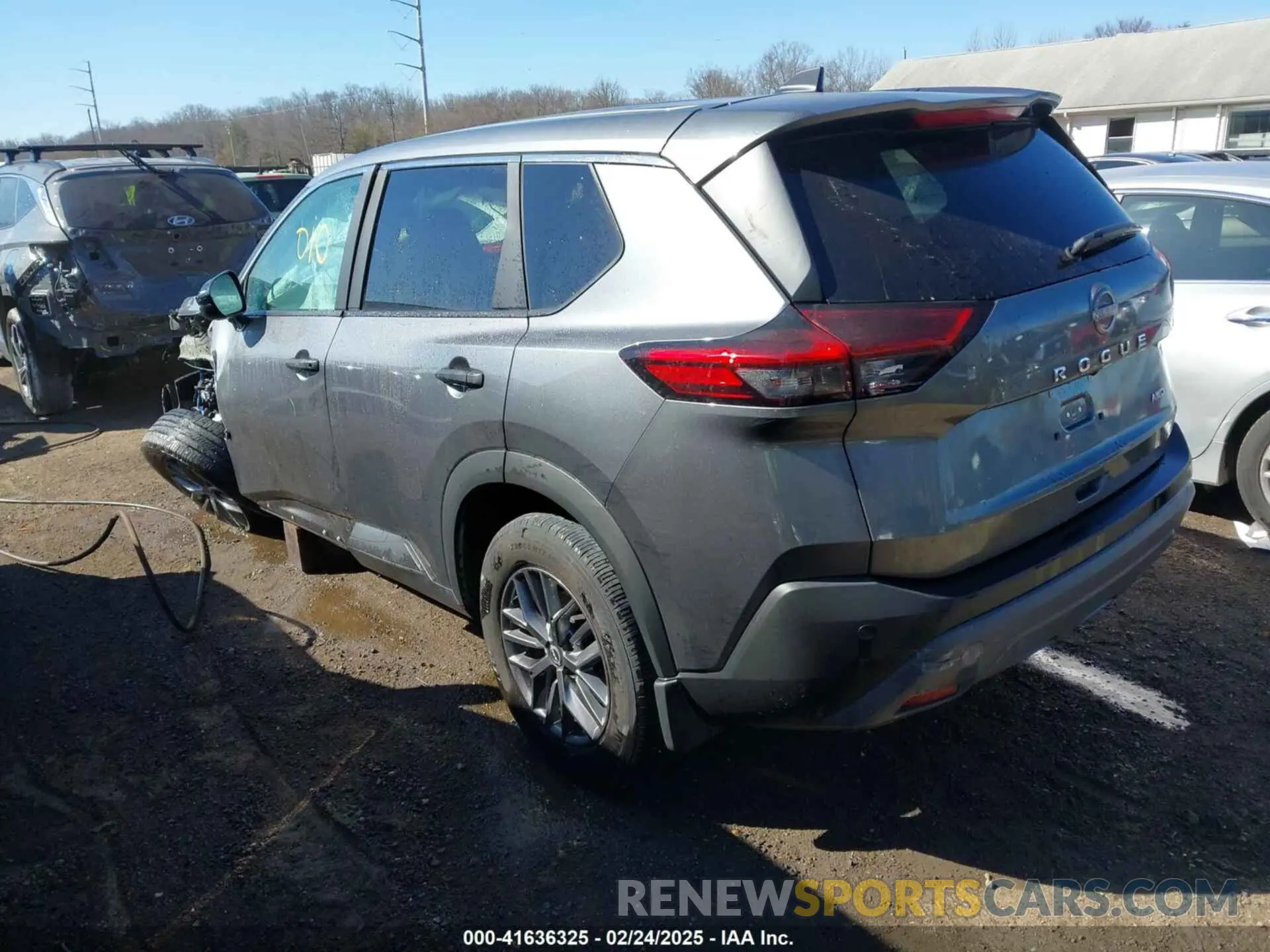 3 Photograph of a damaged car 5N1BT3AB0PC930406 NISSAN ROGUE 2023