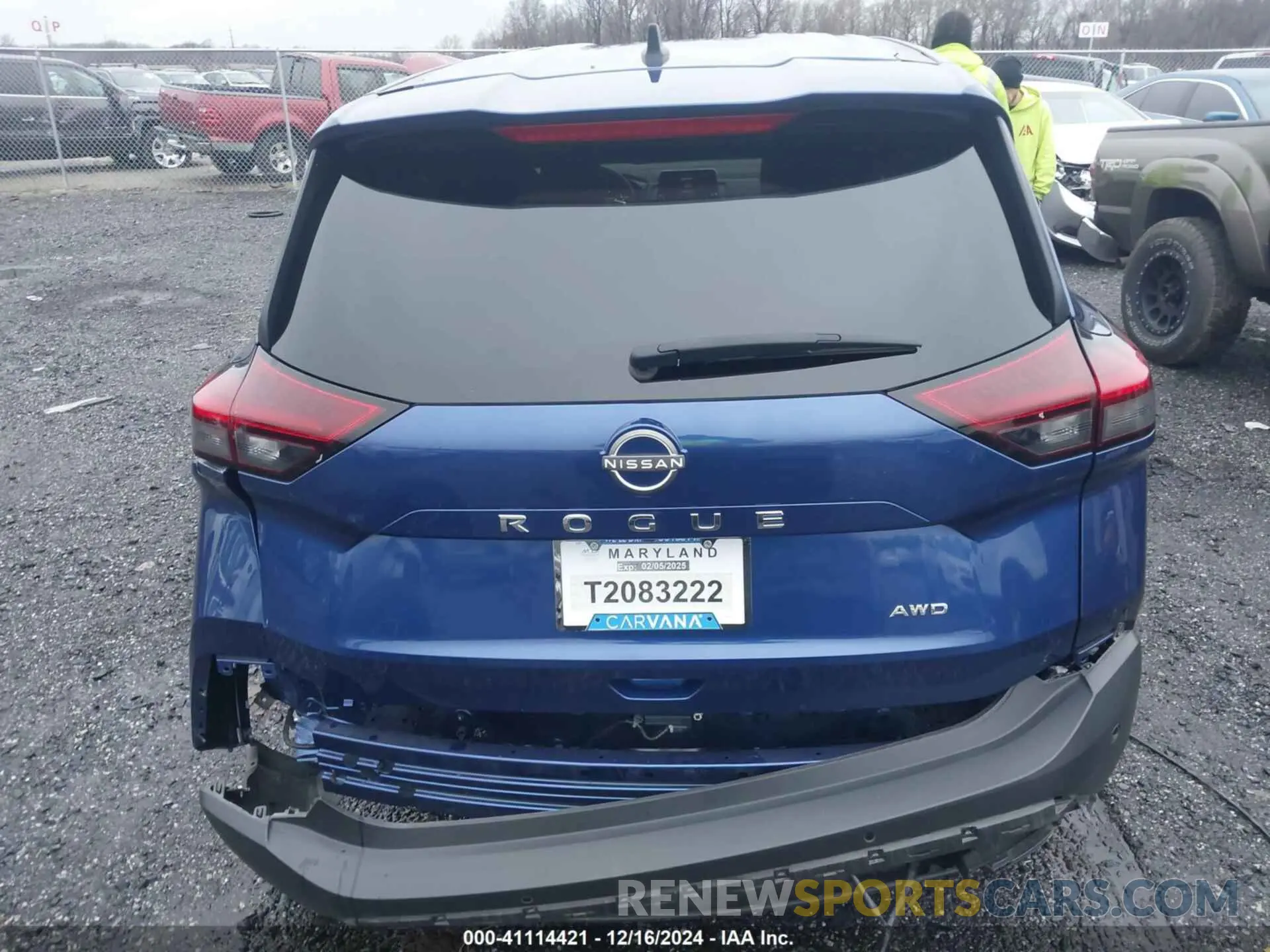17 Photograph of a damaged car 5N1BT3AB2PC846281 NISSAN ROGUE 2023