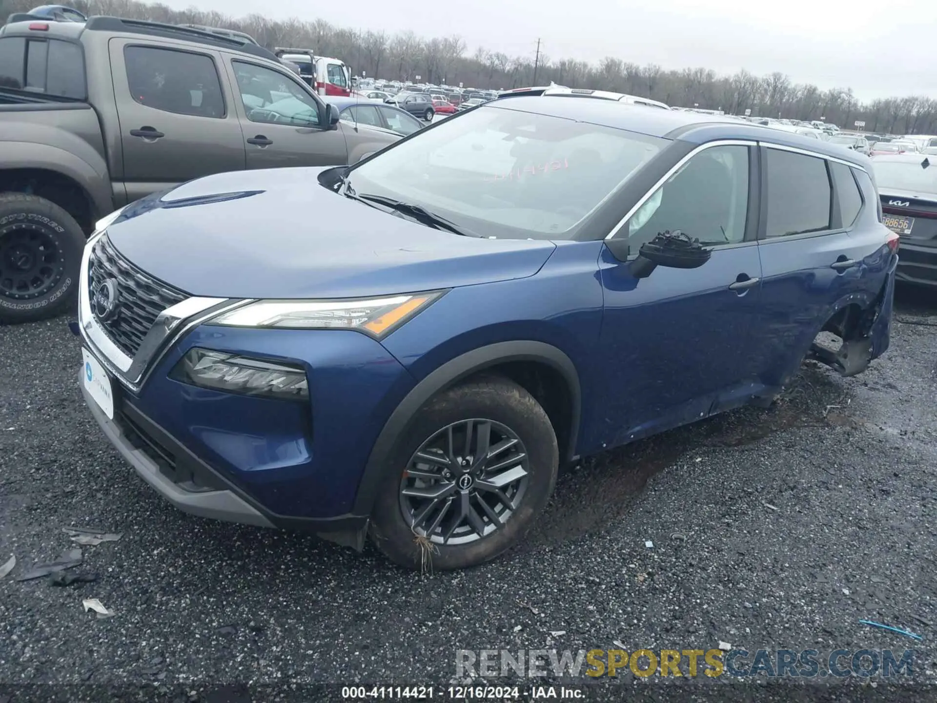 2 Photograph of a damaged car 5N1BT3AB2PC846281 NISSAN ROGUE 2023