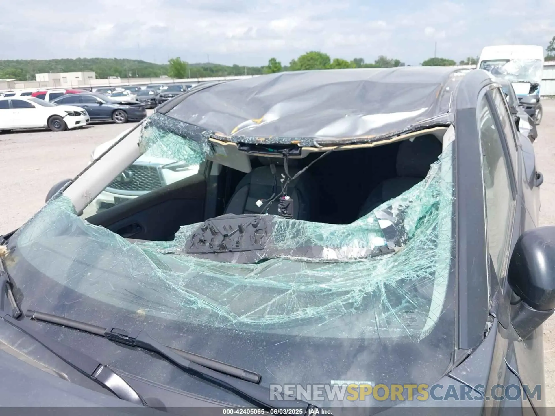 12 Photograph of a damaged car 5N1BT3AB3PC840909 NISSAN ROGUE 2023