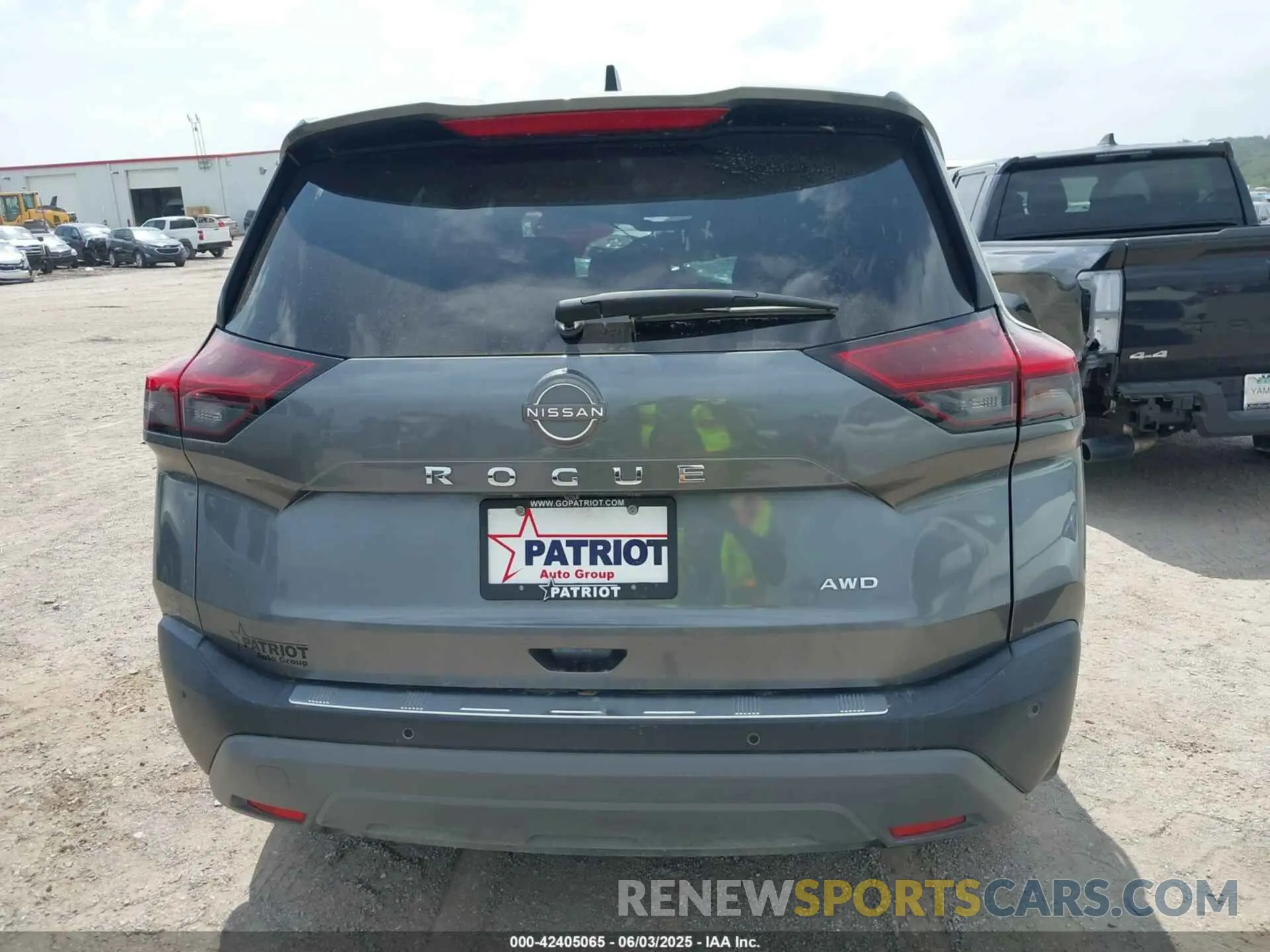 17 Photograph of a damaged car 5N1BT3AB3PC840909 NISSAN ROGUE 2023