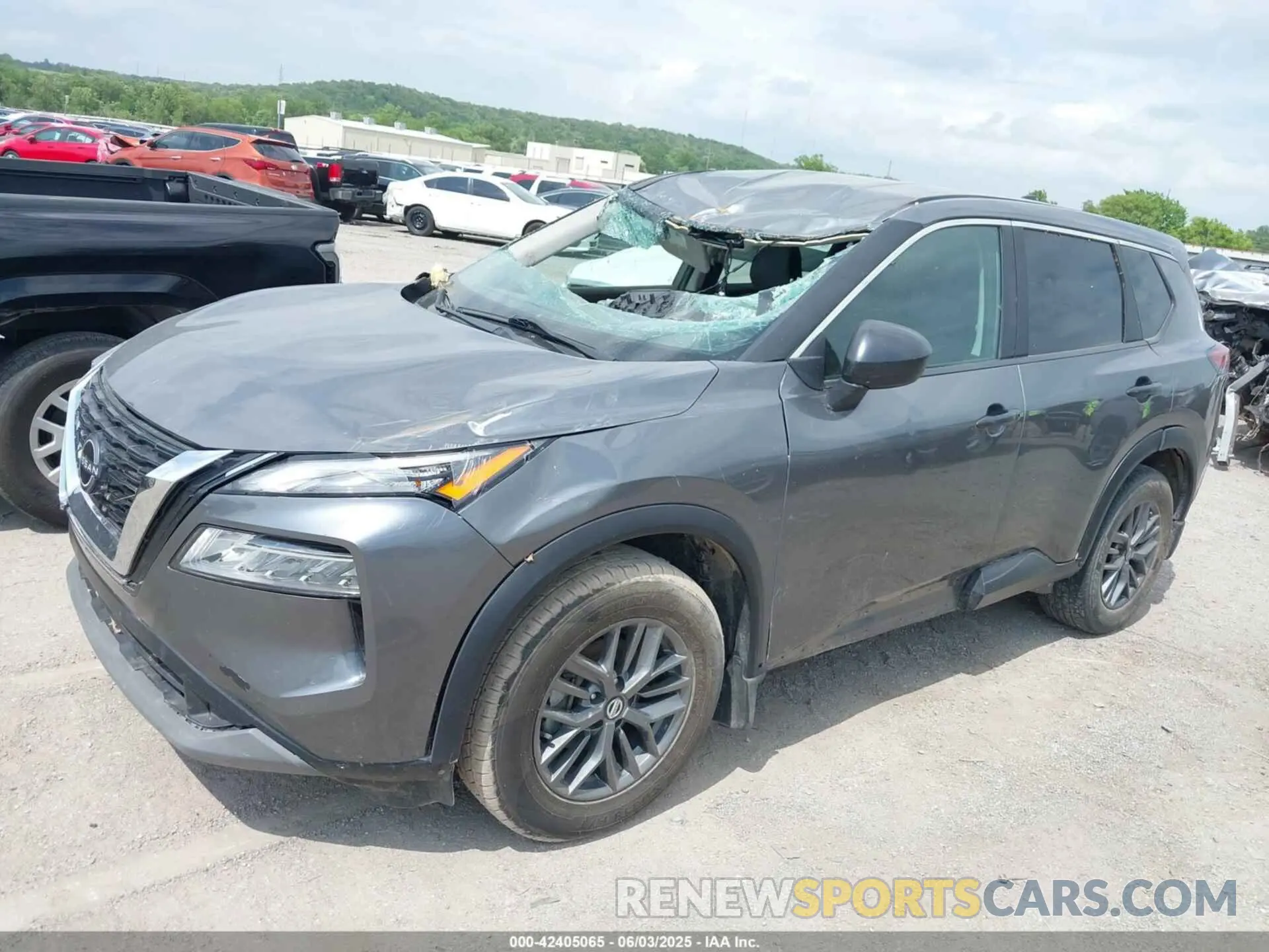 18 Photograph of a damaged car 5N1BT3AB3PC840909 NISSAN ROGUE 2023