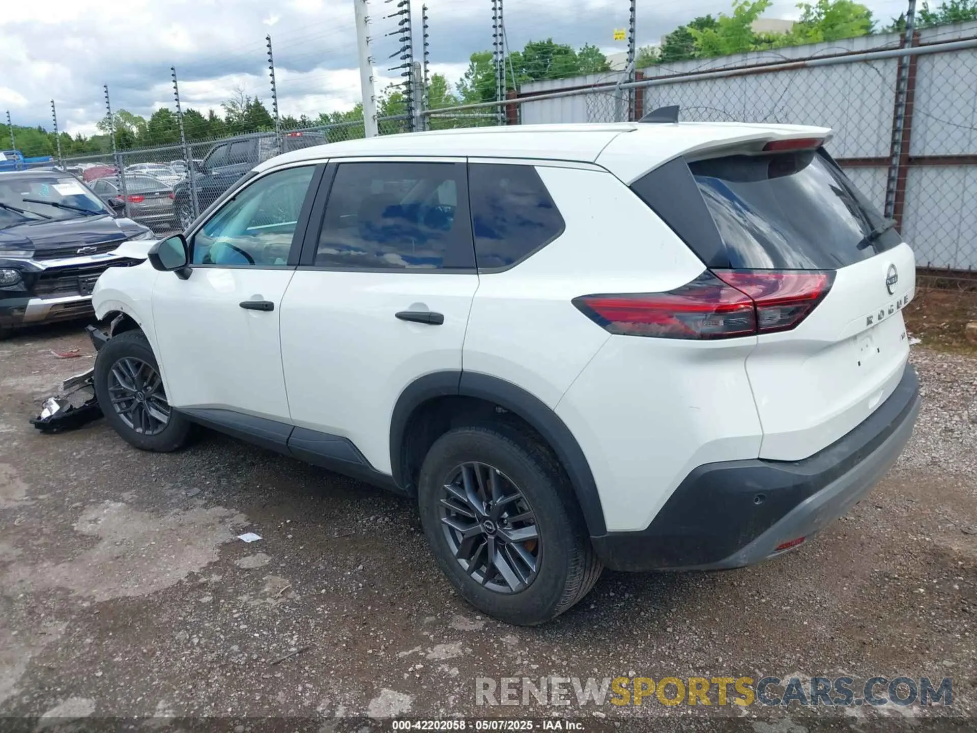 14 Photograph of a damaged car 5N1BT3AB3PC855345 NISSAN ROGUE 2023