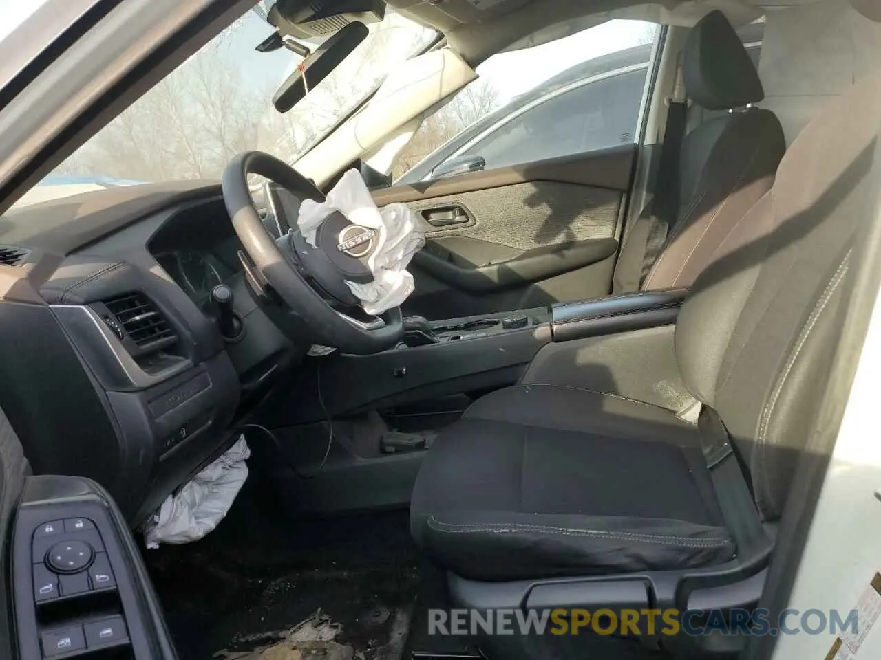 7 Photograph of a damaged car 5N1BT3AB3PC860478 NISSAN ROGUE 2023