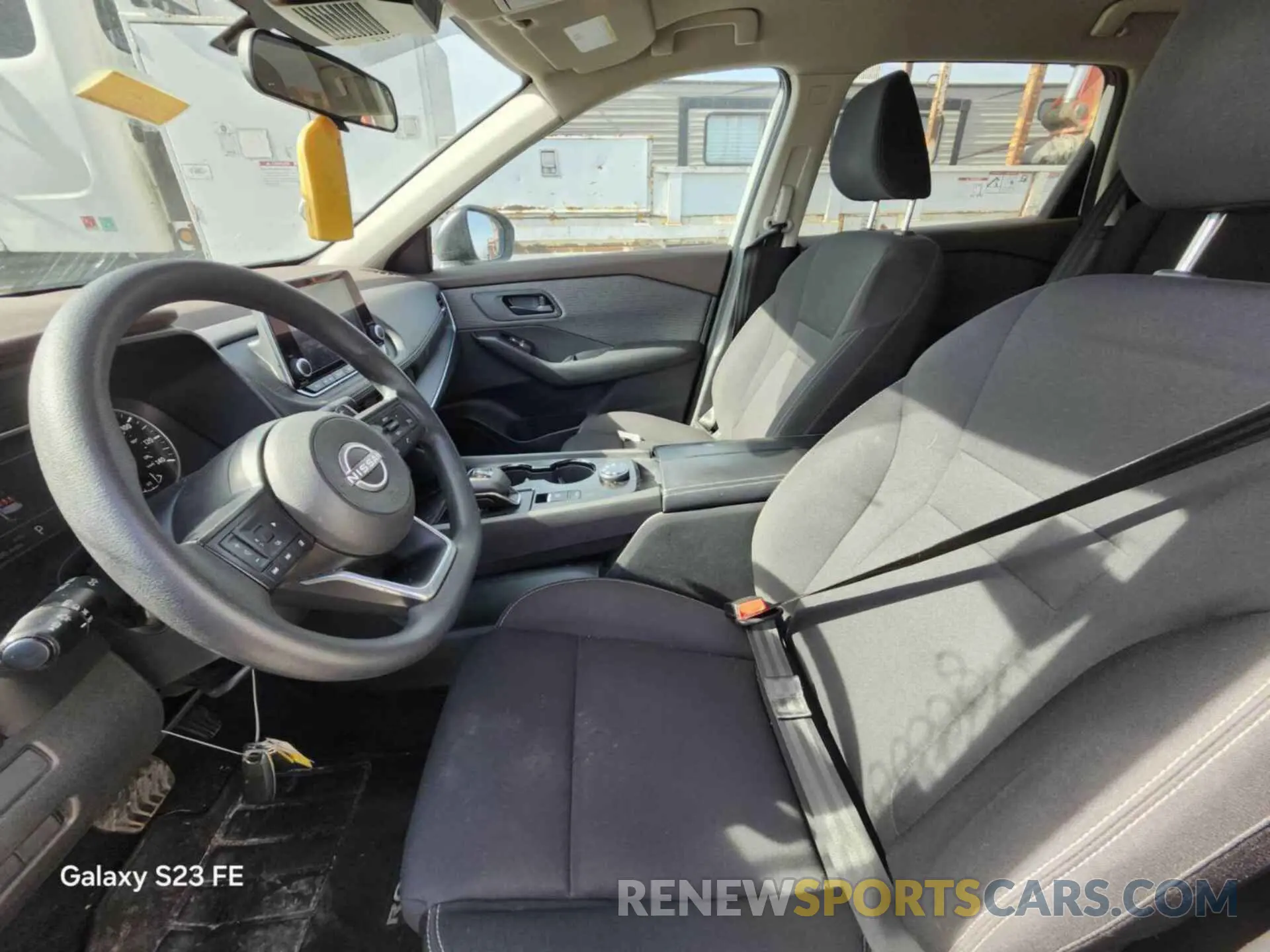 18 Photograph of a damaged car 5N1BT3AB3PC874641 NISSAN ROGUE 2023