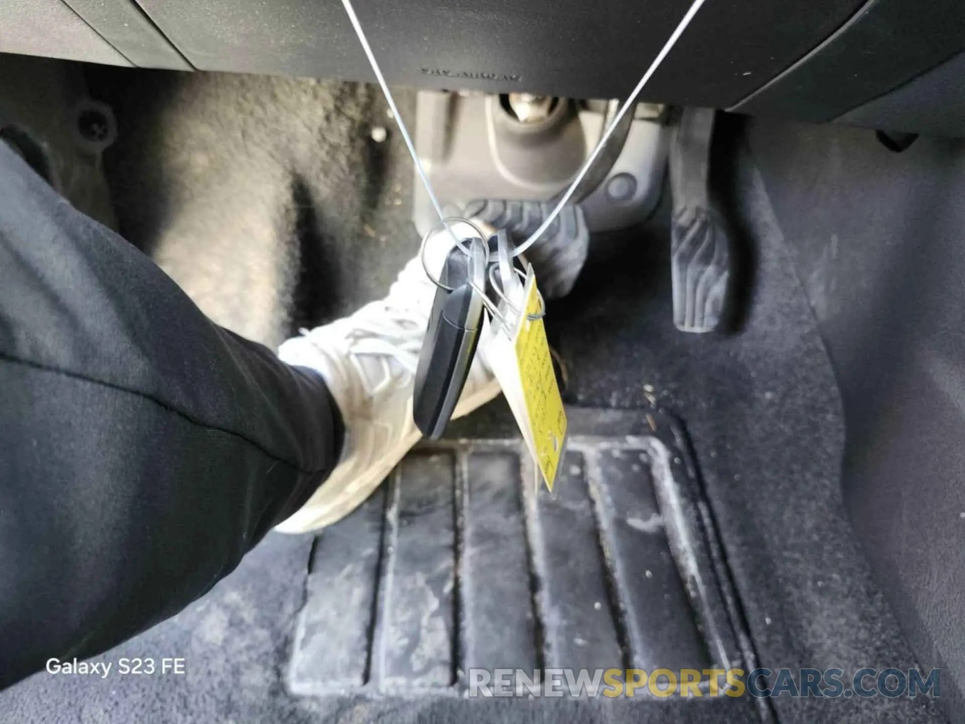 4 Photograph of a damaged car 5N1BT3AB3PC874641 NISSAN ROGUE 2023